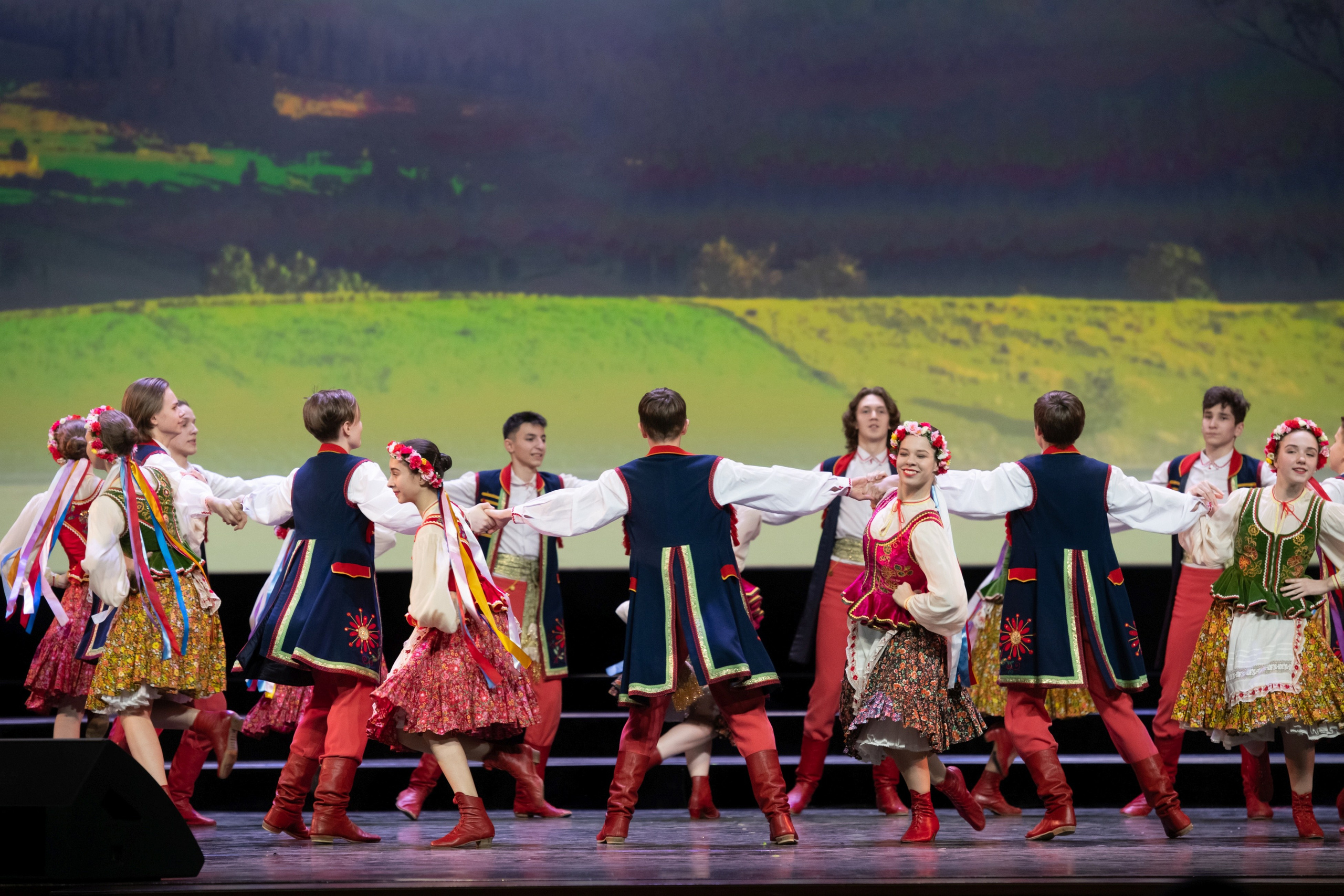 2 февраля, концерт Таланты России, Кремлевский Дворец. Золотое яблочко