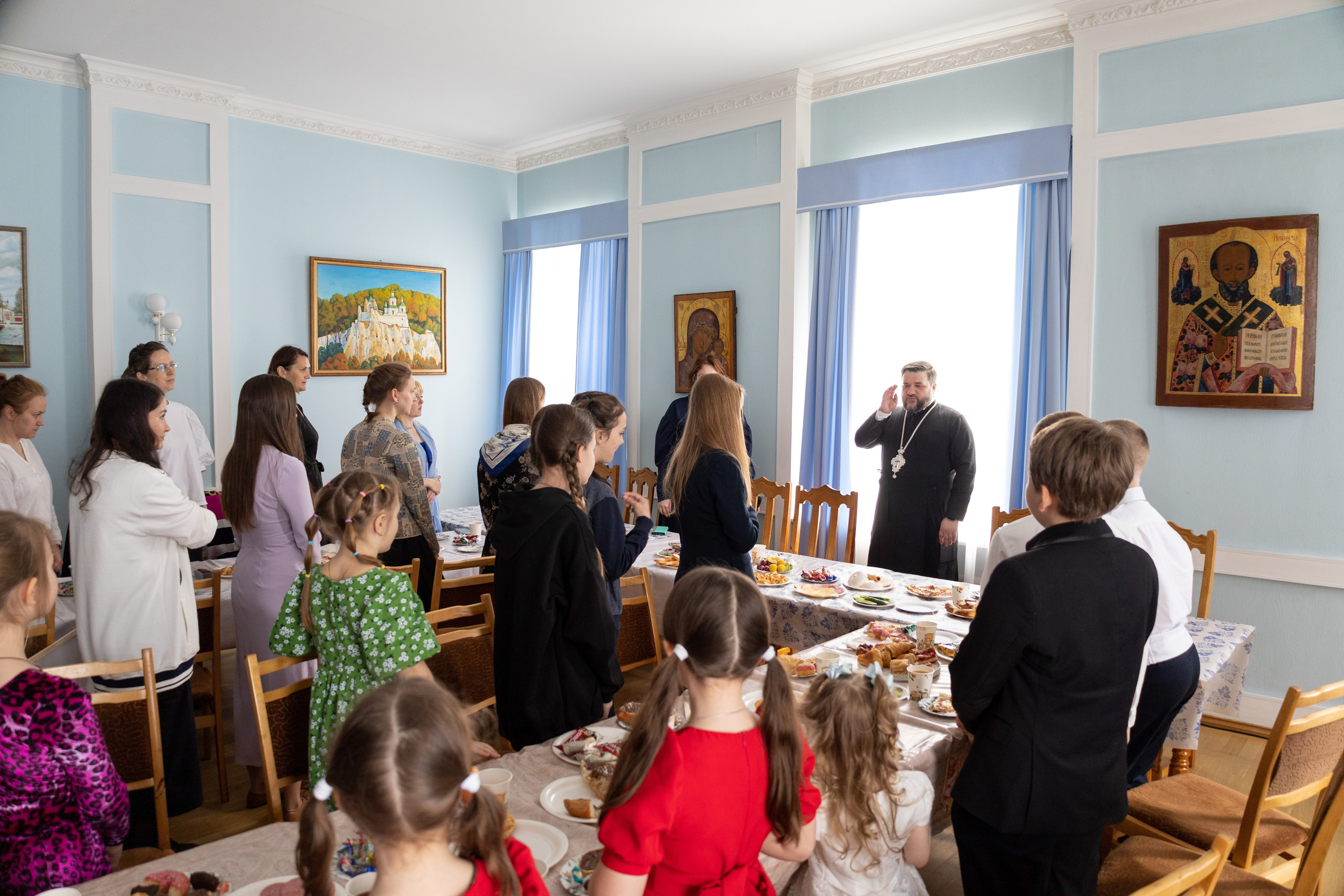 ВОСКРЕСНАЯ ШКОЛА НИКОЛО-БОГОЯВЛЕНСКОГО МОРСКОГО. НИКОЛО-БОГОЯВЛЕНСКИЙ МОРСКОЙ СОБОР