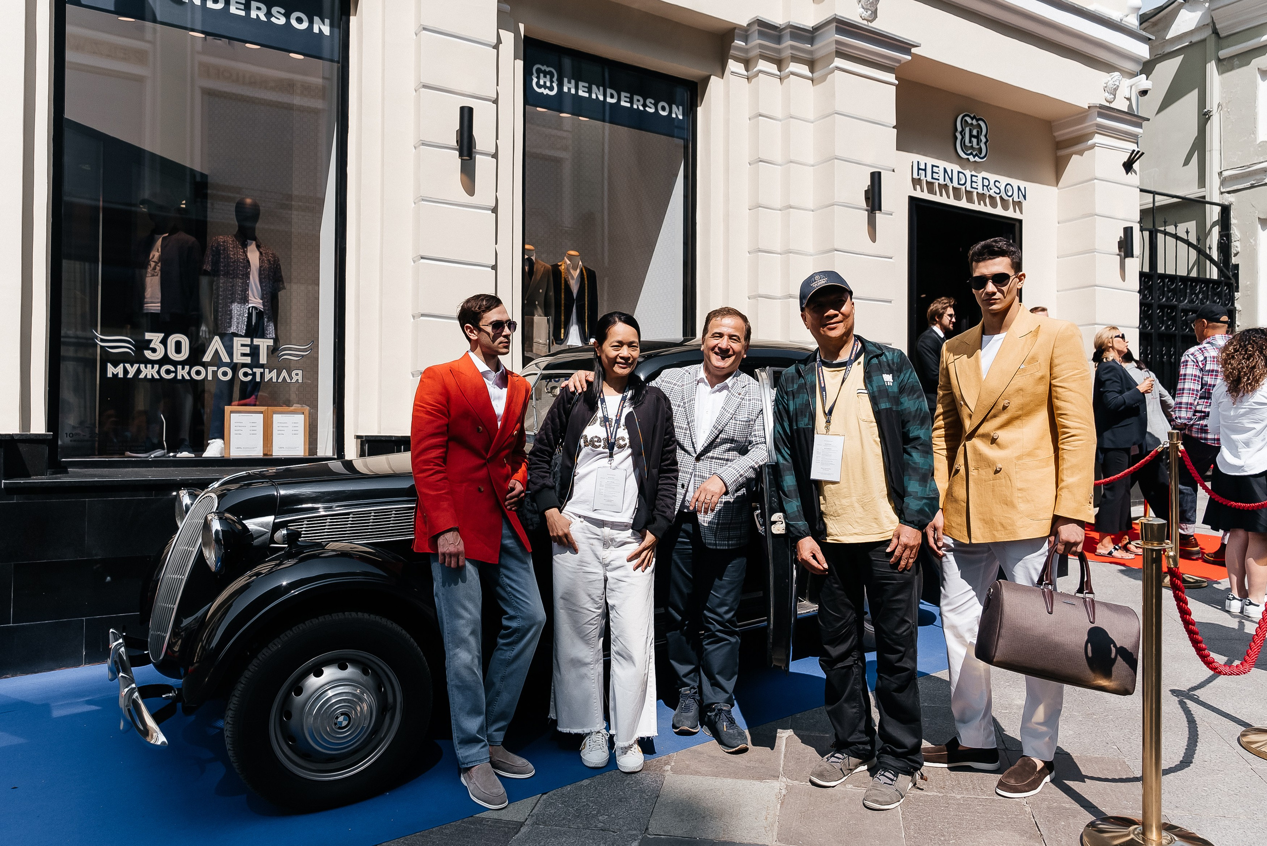 Henderson. Павел Краснов — Свадебный и репортажный фотограф в Москве