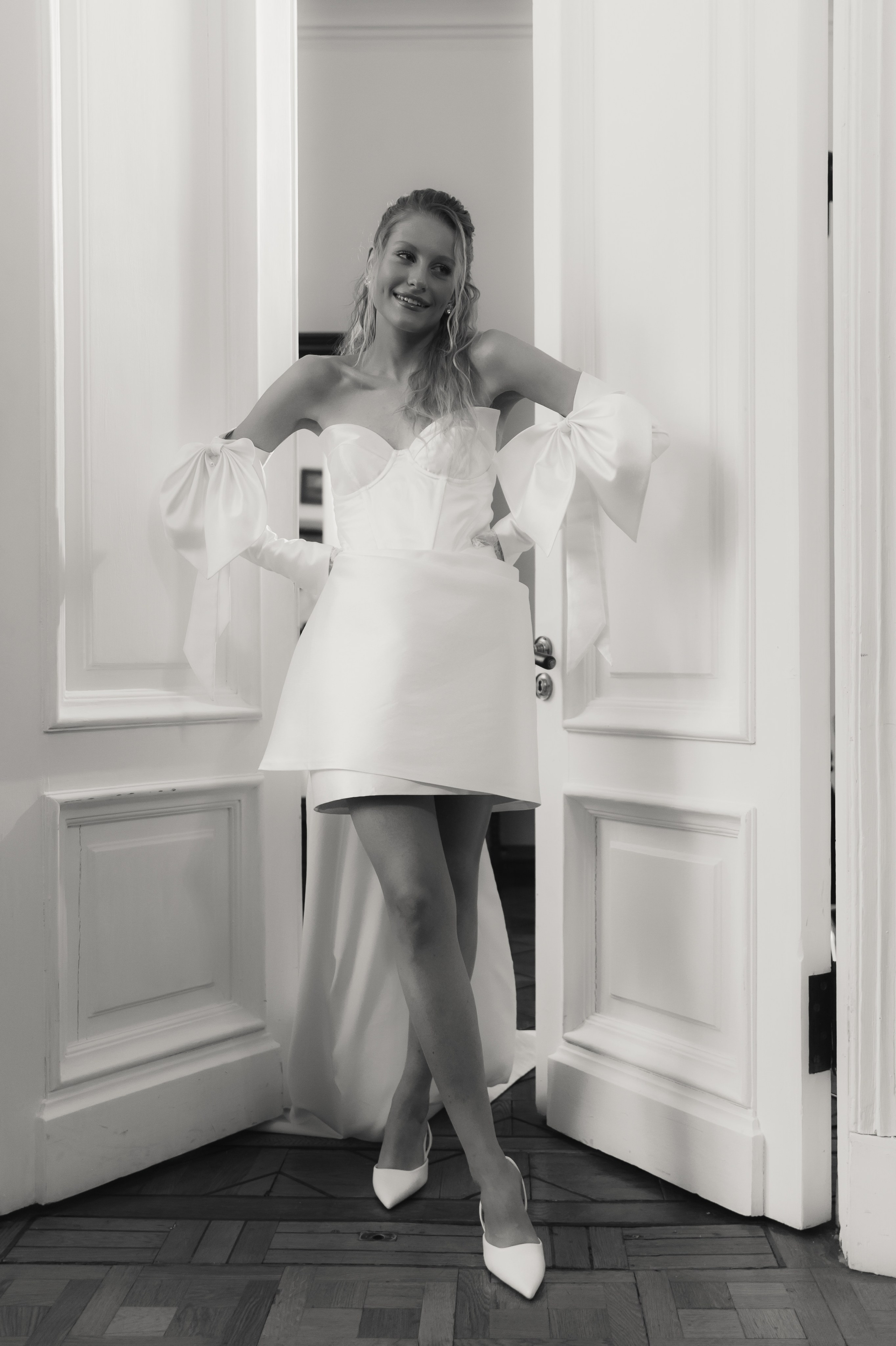 Свадебная съемка в исторической квартире на Чистых прудах. Ярослава Ерина — свадебный фотограф в Москве