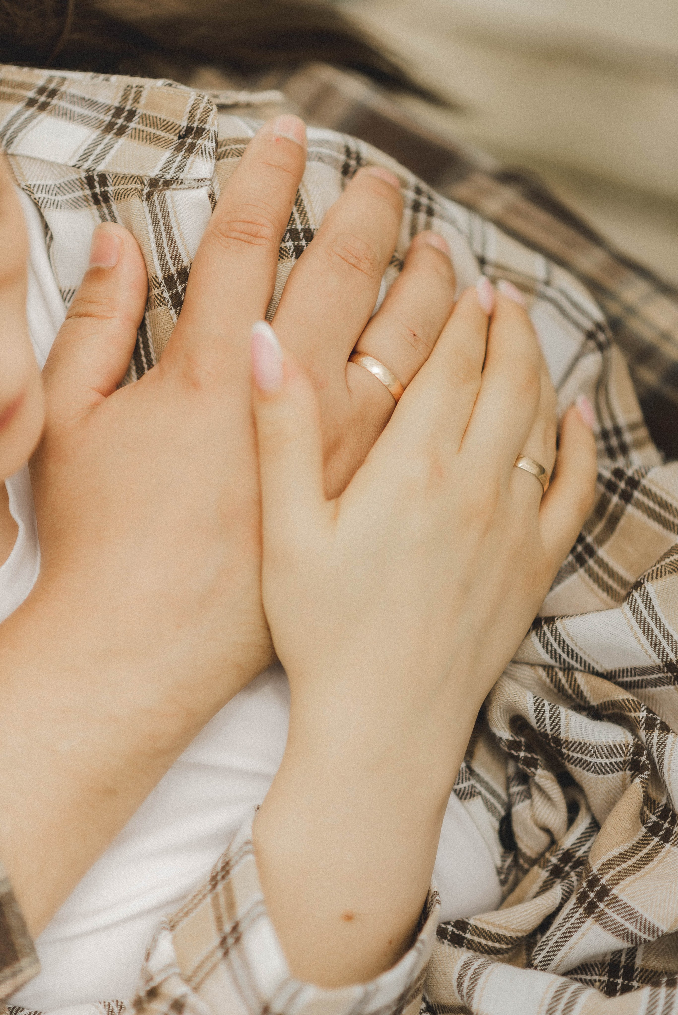 Любовь на берегу озера. Ваш личный фотограф в Пскове Анаис Рамирез