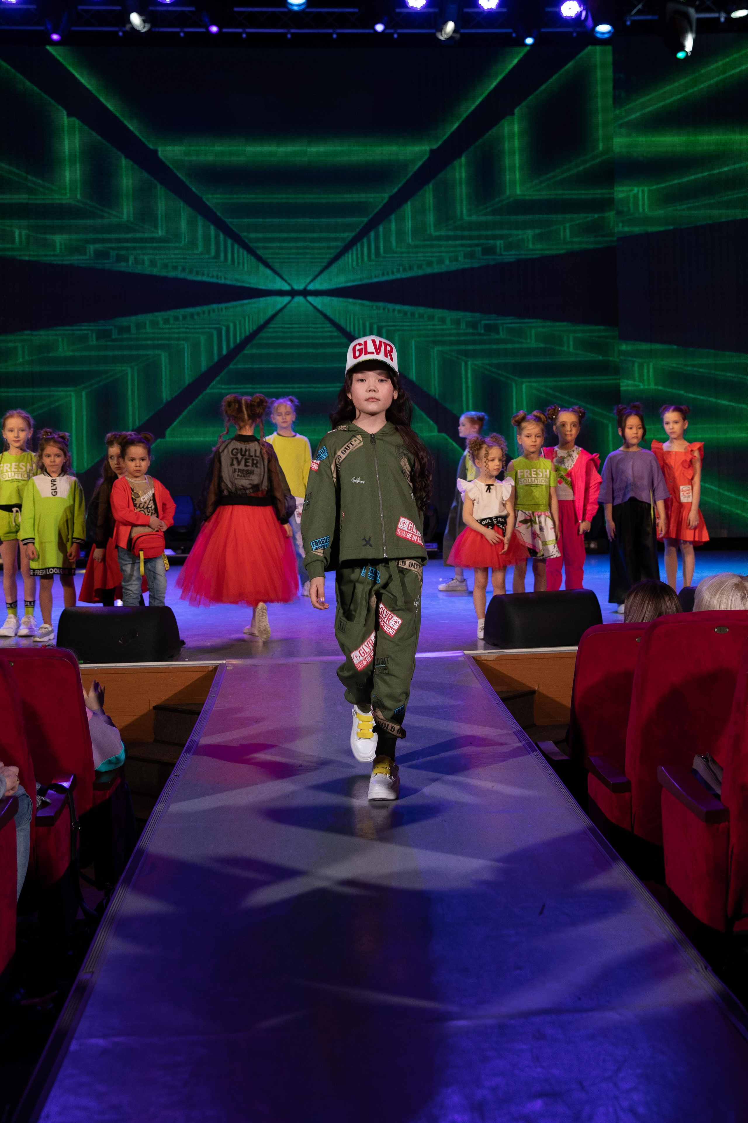 Школа эстетического развития и личностного роста г. Новый Уренгой