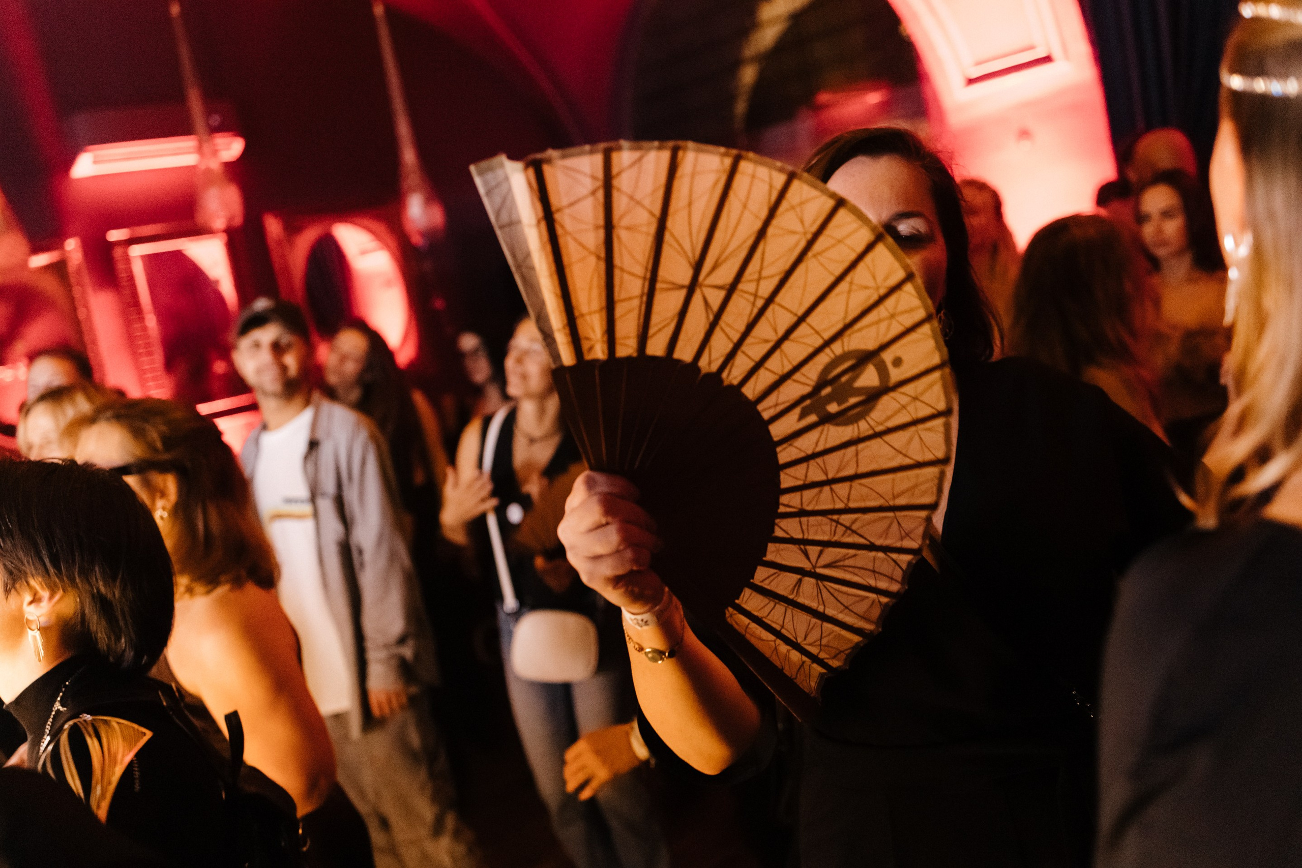 PHAGAMAST. VICTORIA SHU