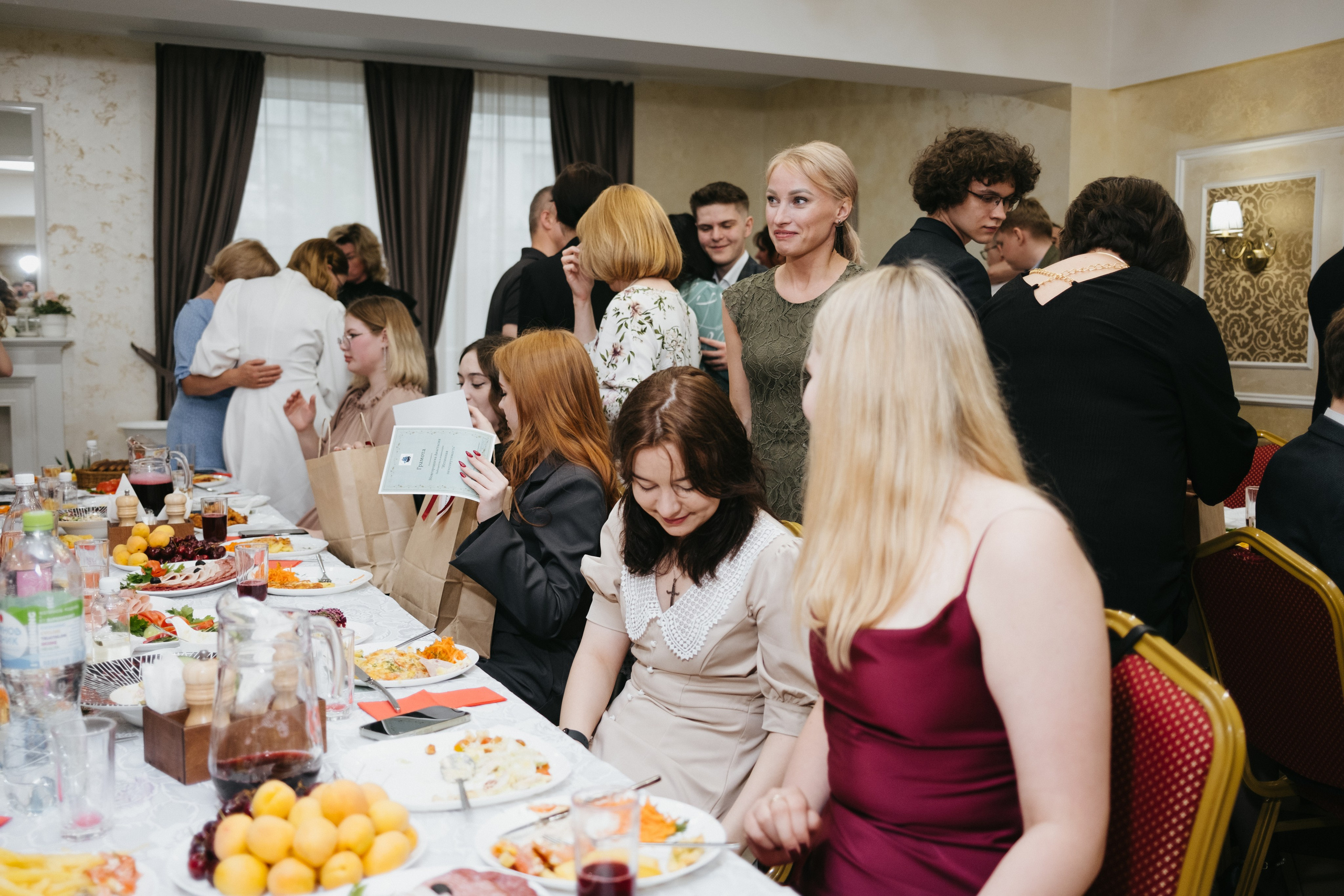 Выпускной 11 класс школы № 30. Свадебный и репортажной фотограф Денис Ожигин в Краснодаре и Краснодарском крае