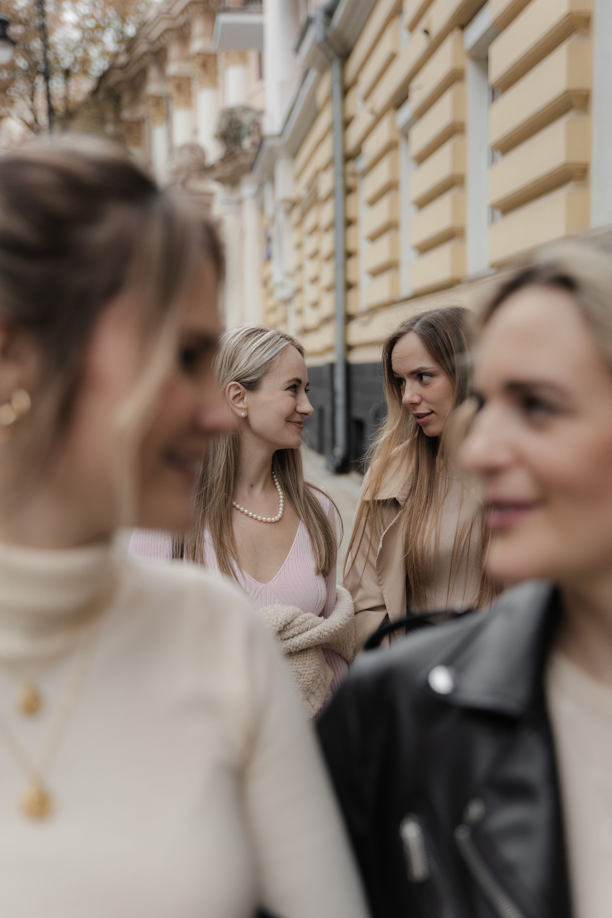 Girls in city. Женский и свадебный фотограф Москва Елизавета Перова