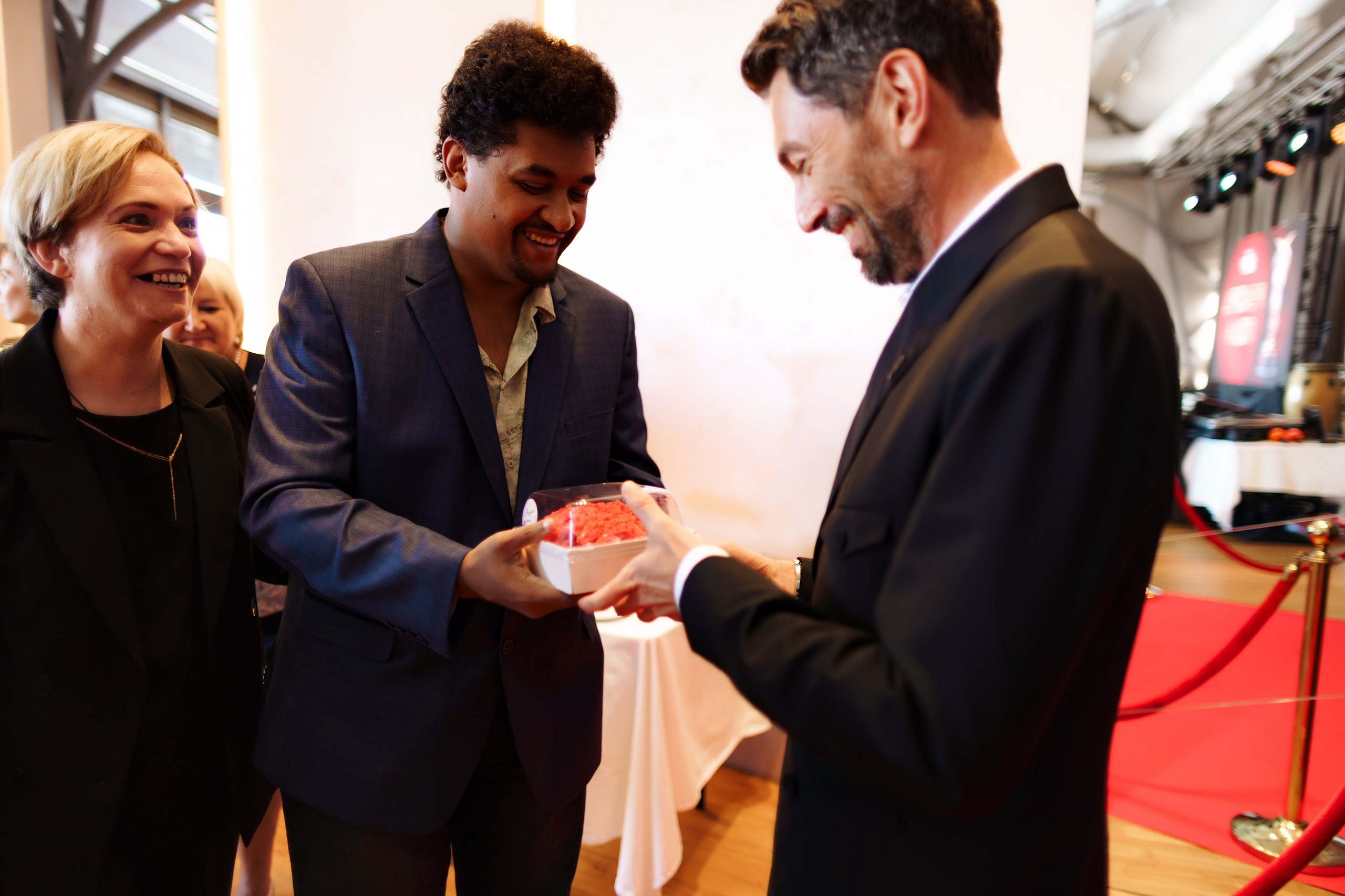 День рождения Radio Record. Свадебный и семейный фотограф Ярослав Фущич