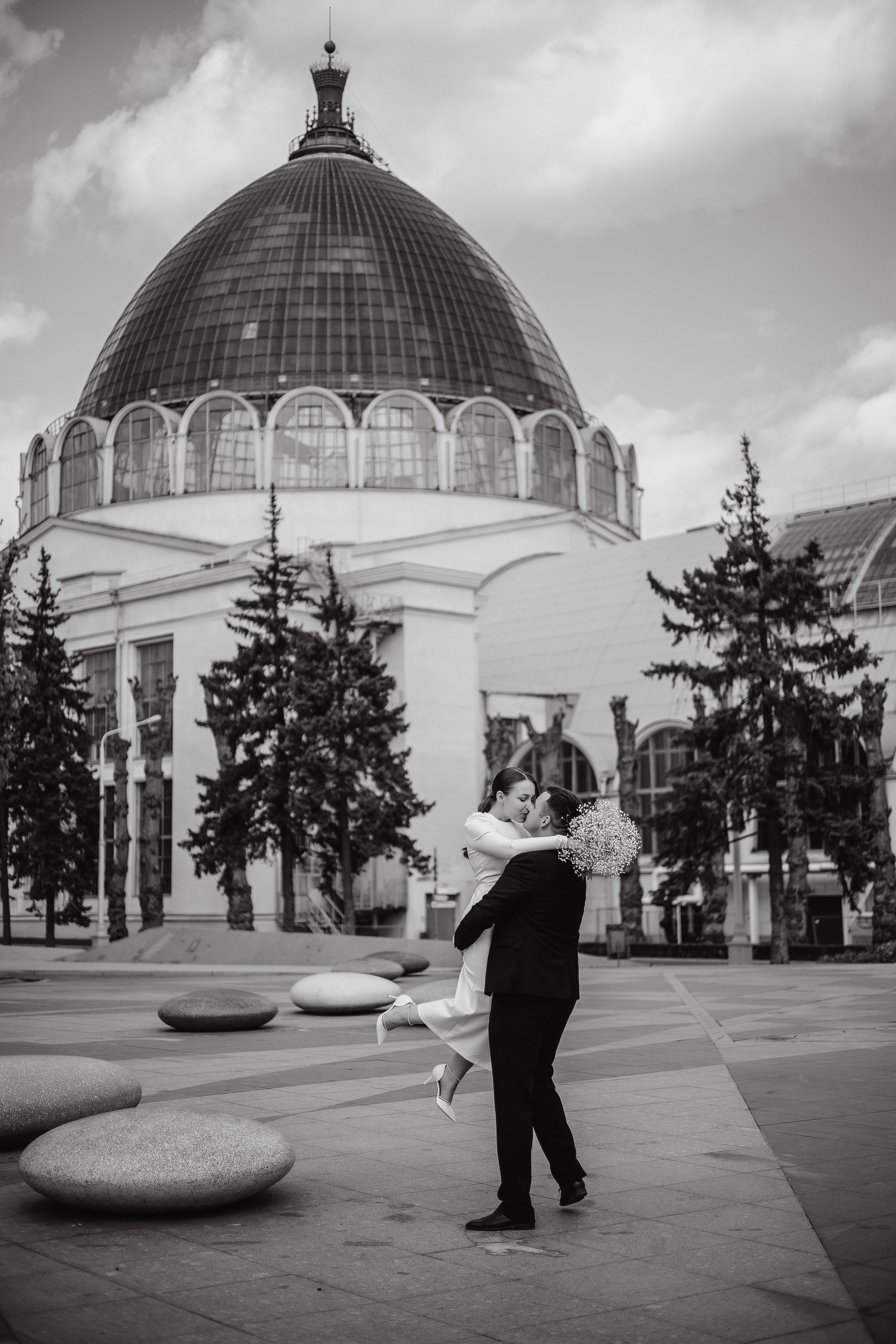 Тоня & Рома. ВДНХ. Свадебный и семейный фотограф Пушкин Царское Село СПБ Питер Санкт-Петербург и Рязань Ольга Козлова