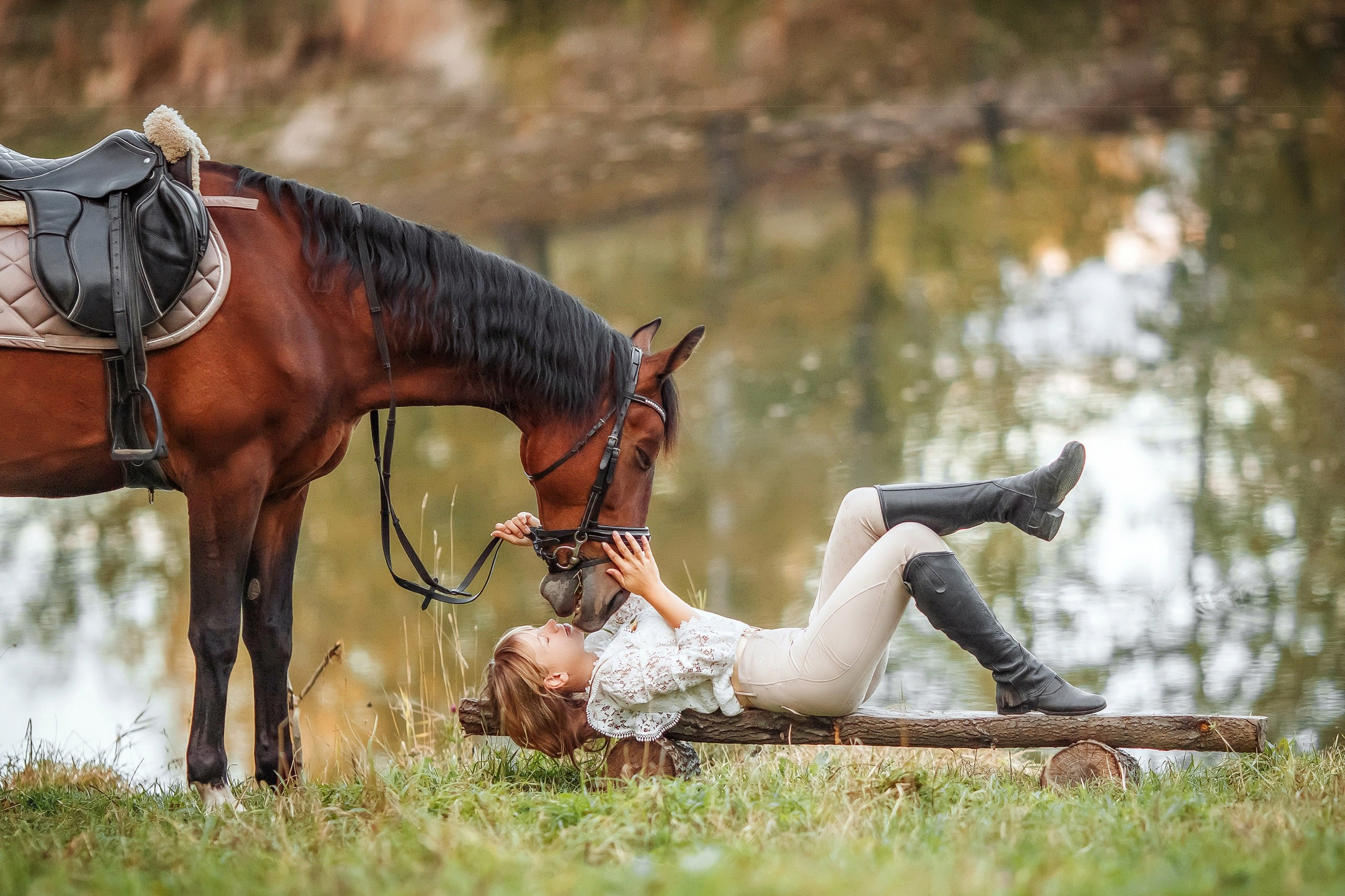 С конем. Сказочный фотограф фотопроекты фототуры в Новосибирске и на Алтае