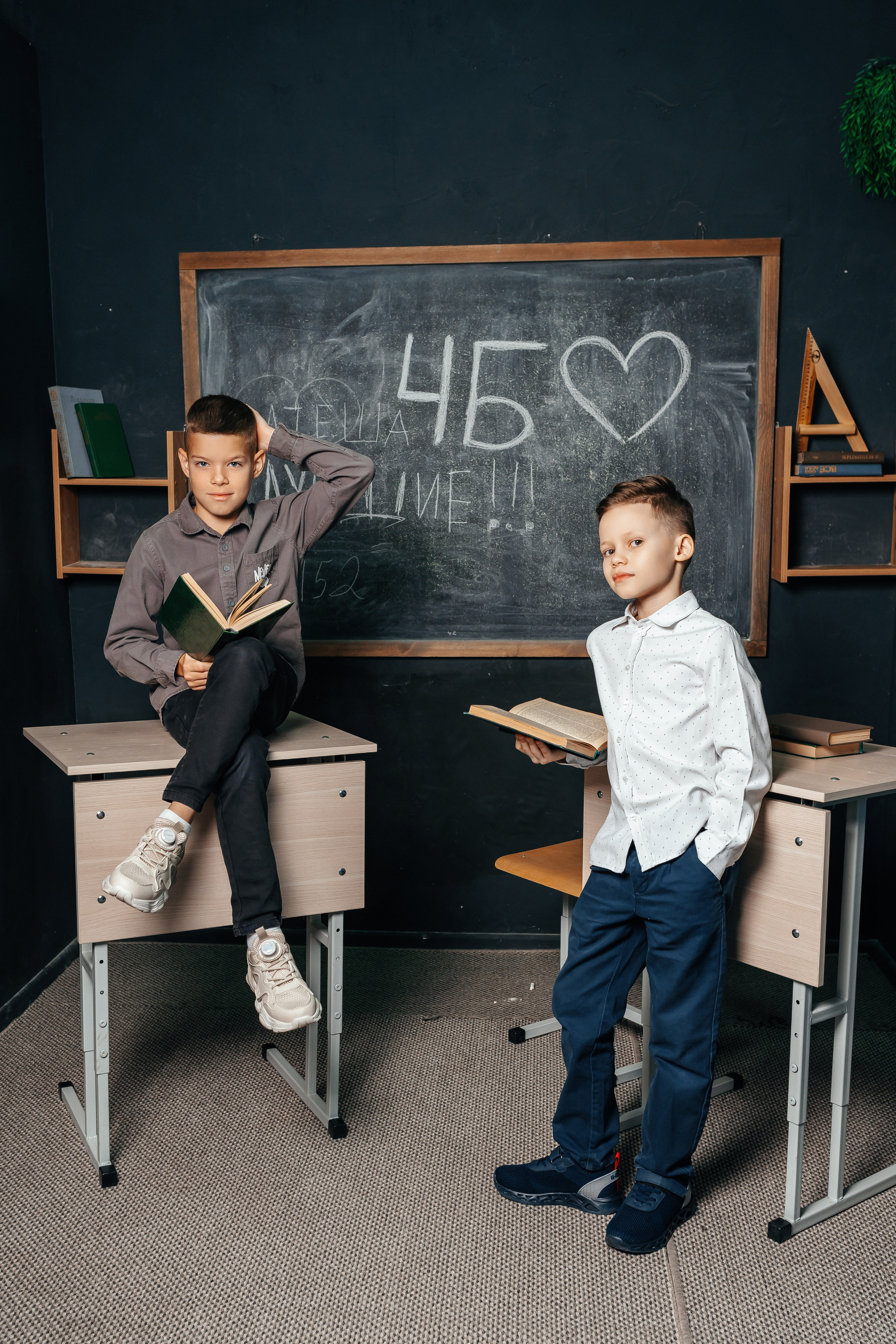 В студии. 4 класс. Фотограф Ким Наталья в Красноярске