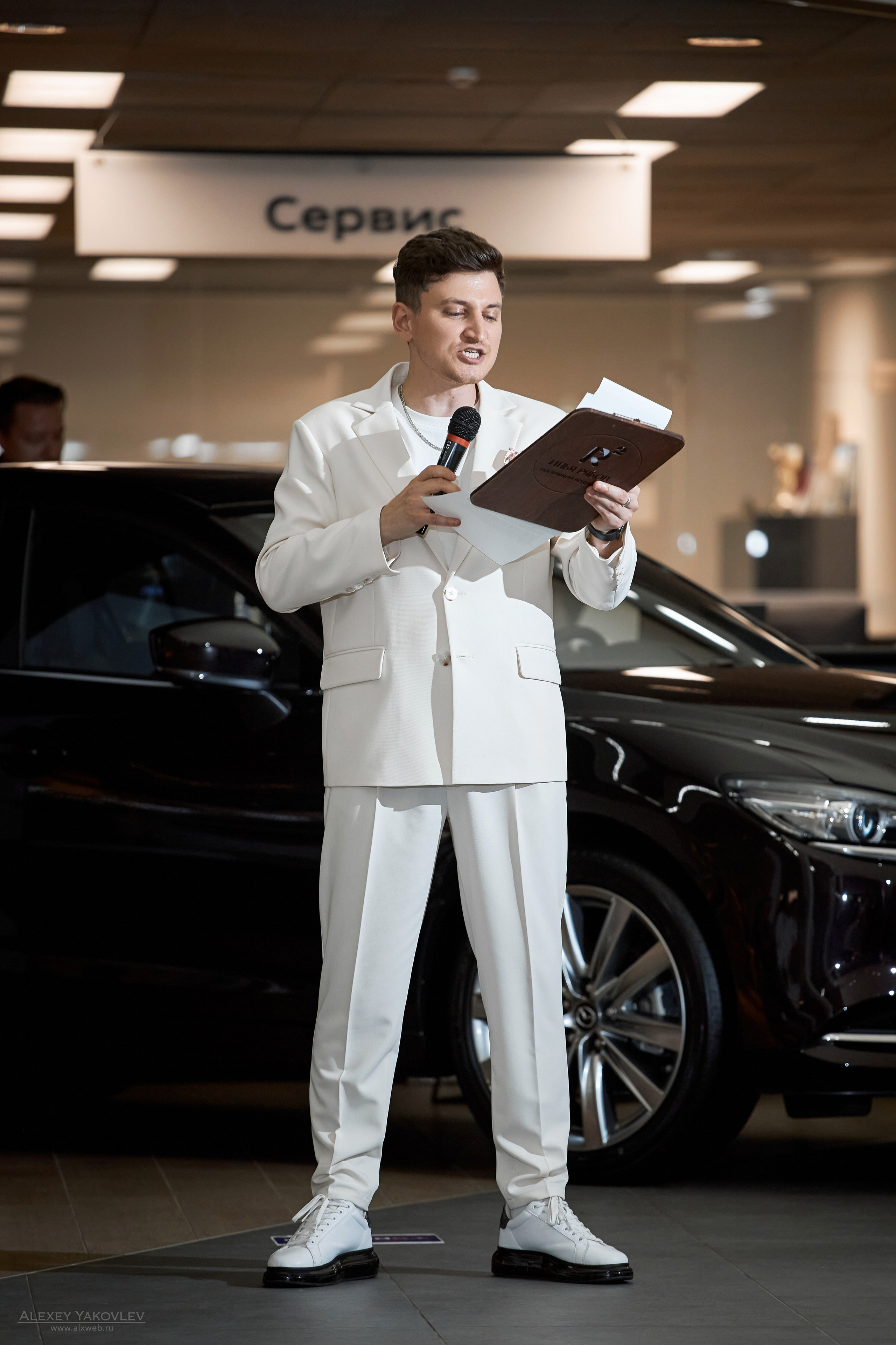 Модный показ PRE-FALL модельной школы Modeling+. Фотограф Алексей Яковлев