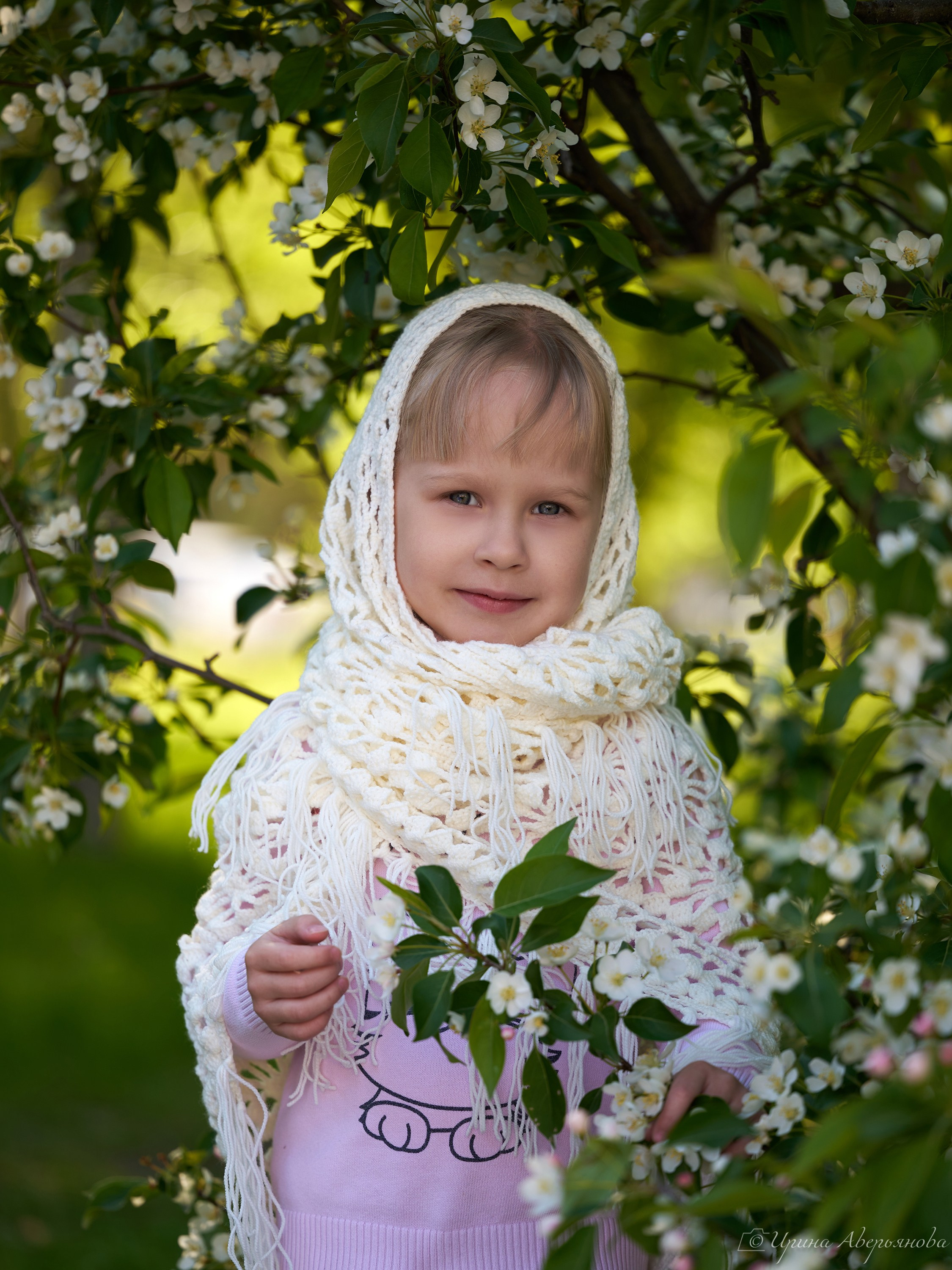Детская фотосессия в цветении. Фотограф в Ульяновске Ирина Аверьянова