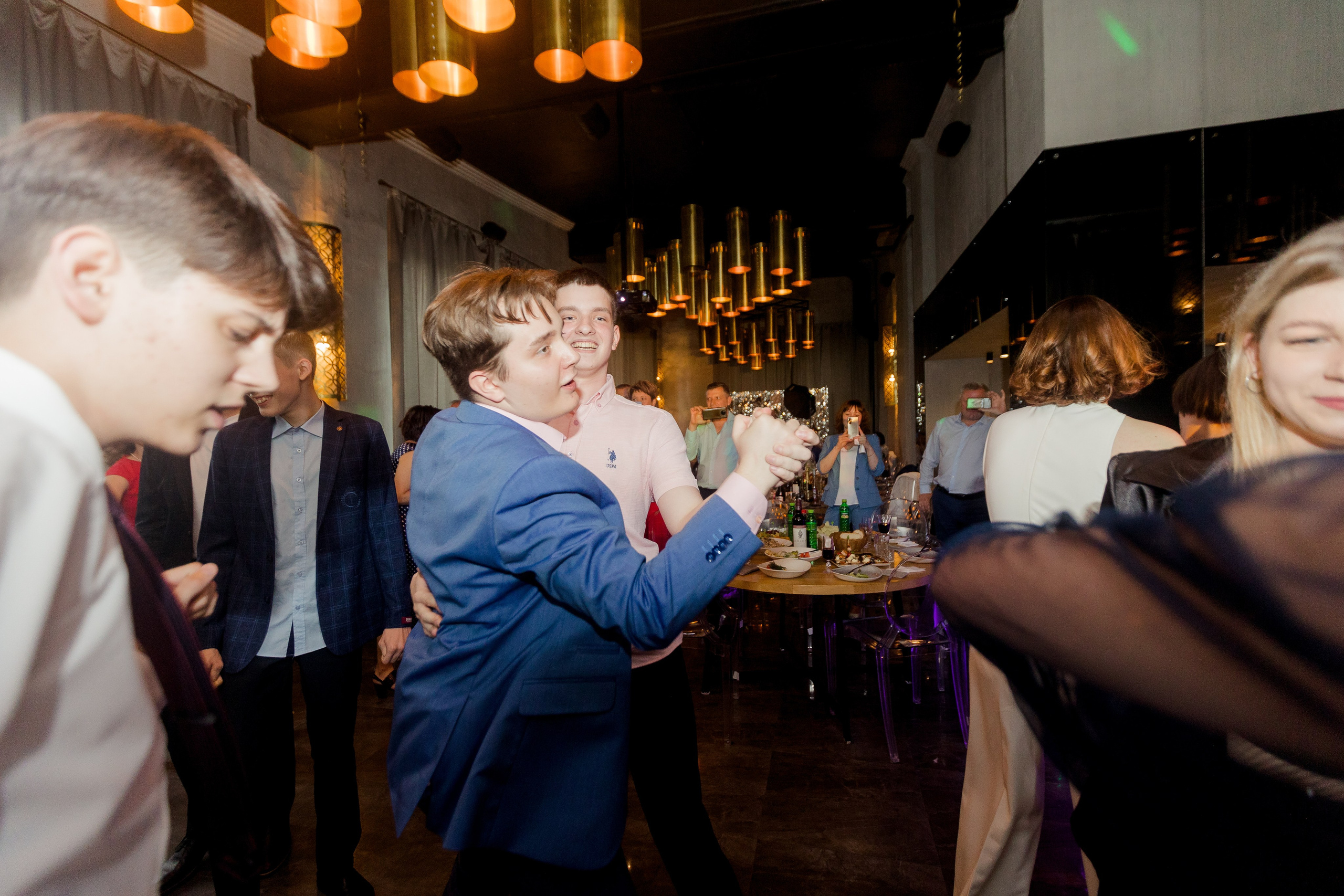 Выпускной школа 2023. Выпускные альбомы в Зеленограде и Москве