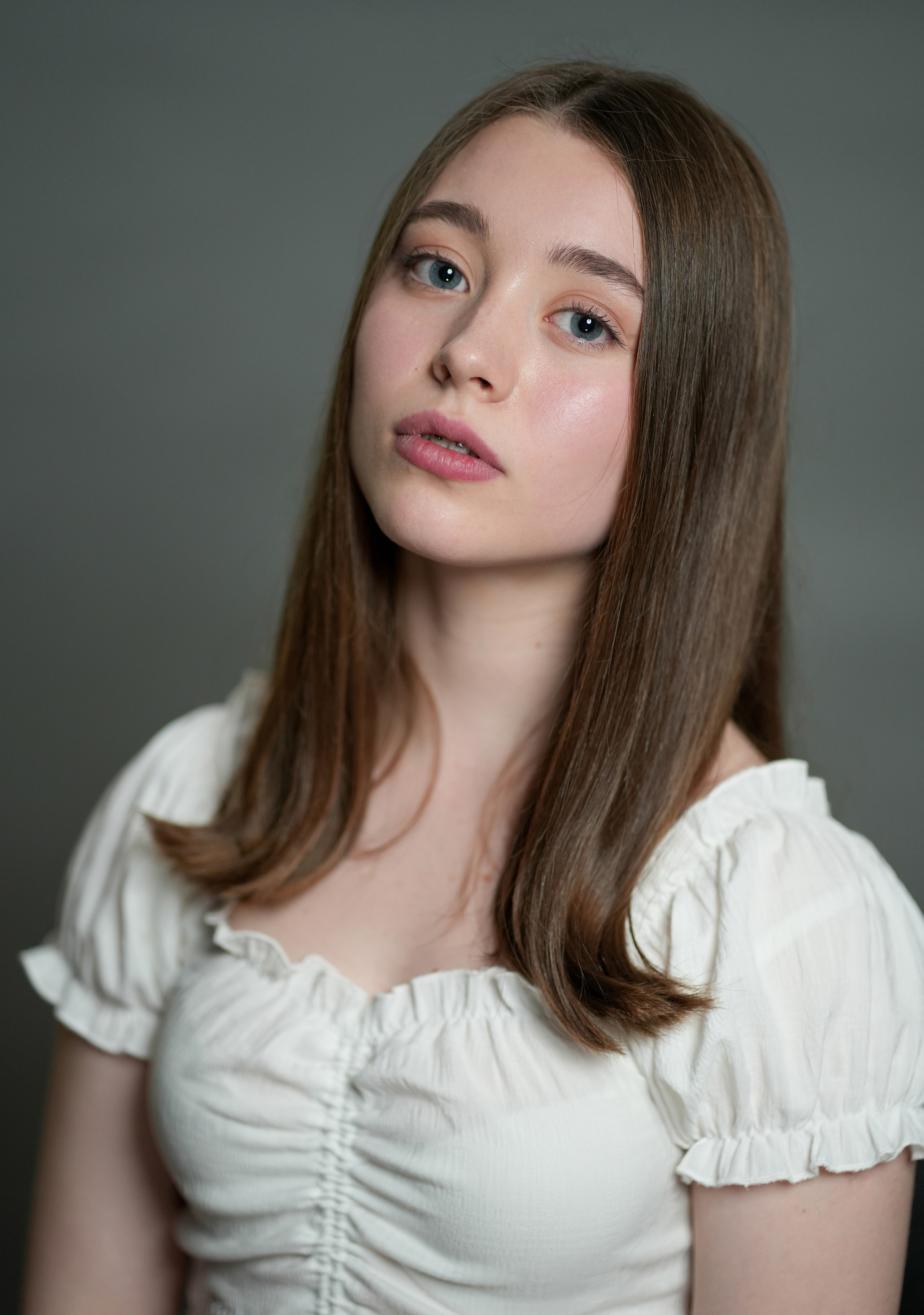 Актриса Анастасия Дробышева. Портретная съемка в Москве, студийный фотограф Игорь Фомин