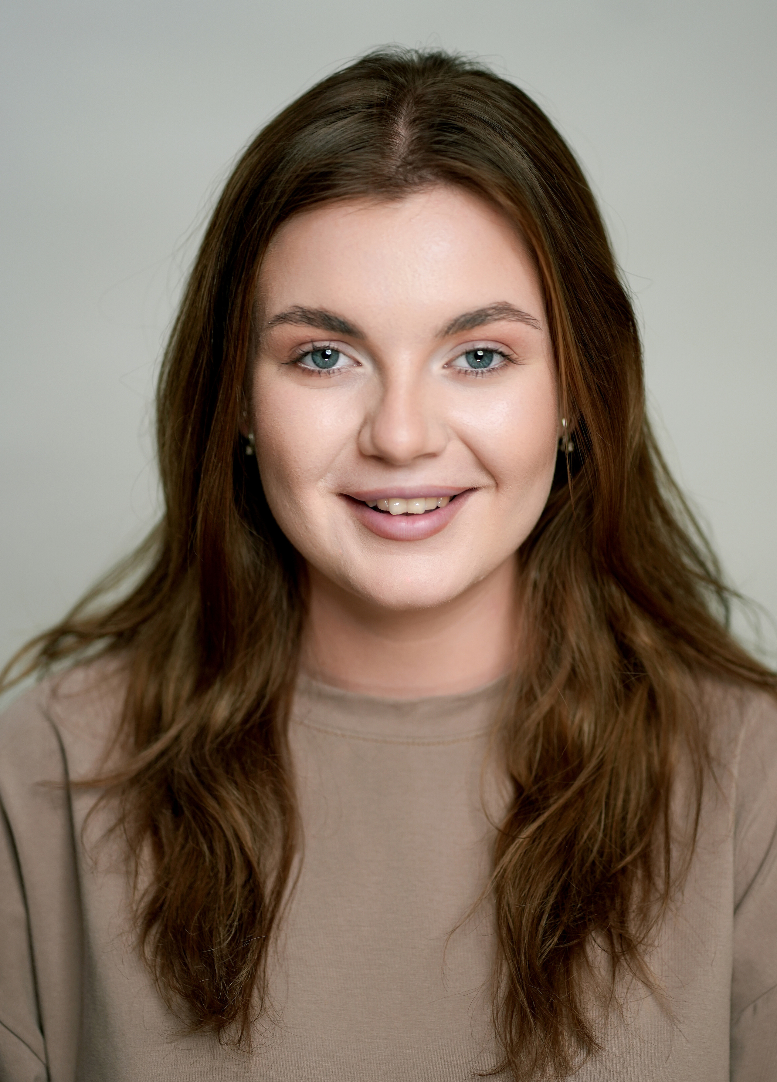 Языкова Полина актерское портфолио. Портретная съемка в Москве, студийный фотограф Игорь Фомин