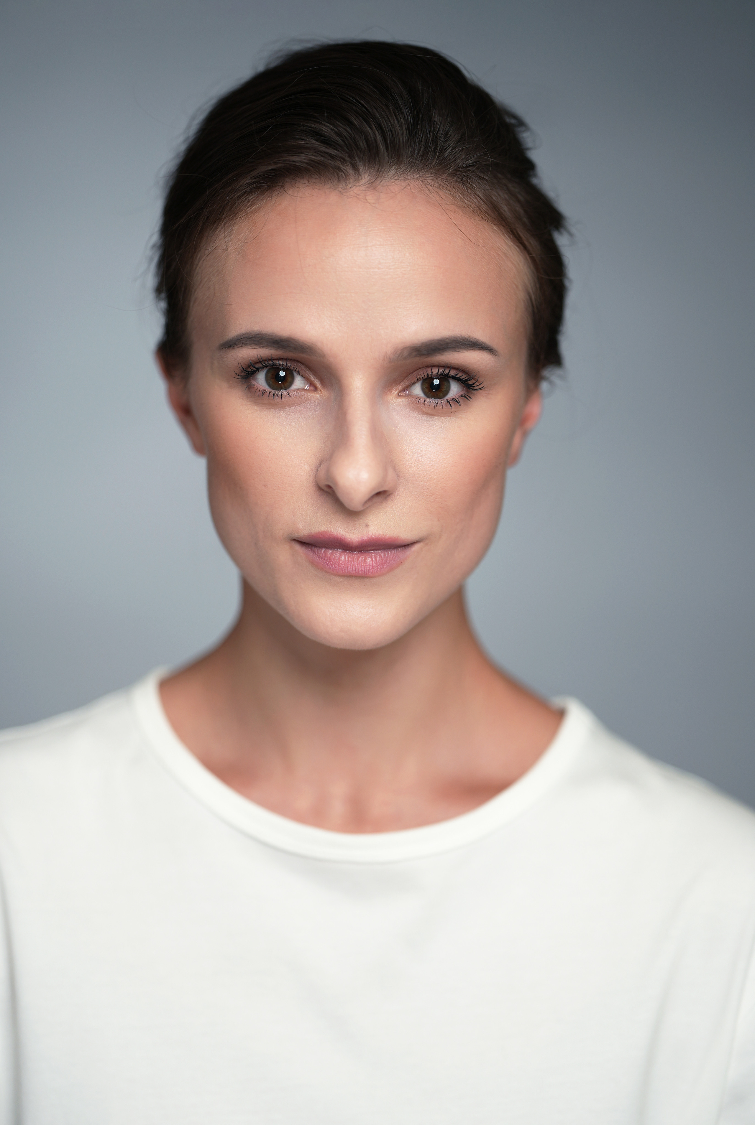 Екатерина Беседина актриса. Портретная съемка в Москве, студийный фотограф Игорь Фомин