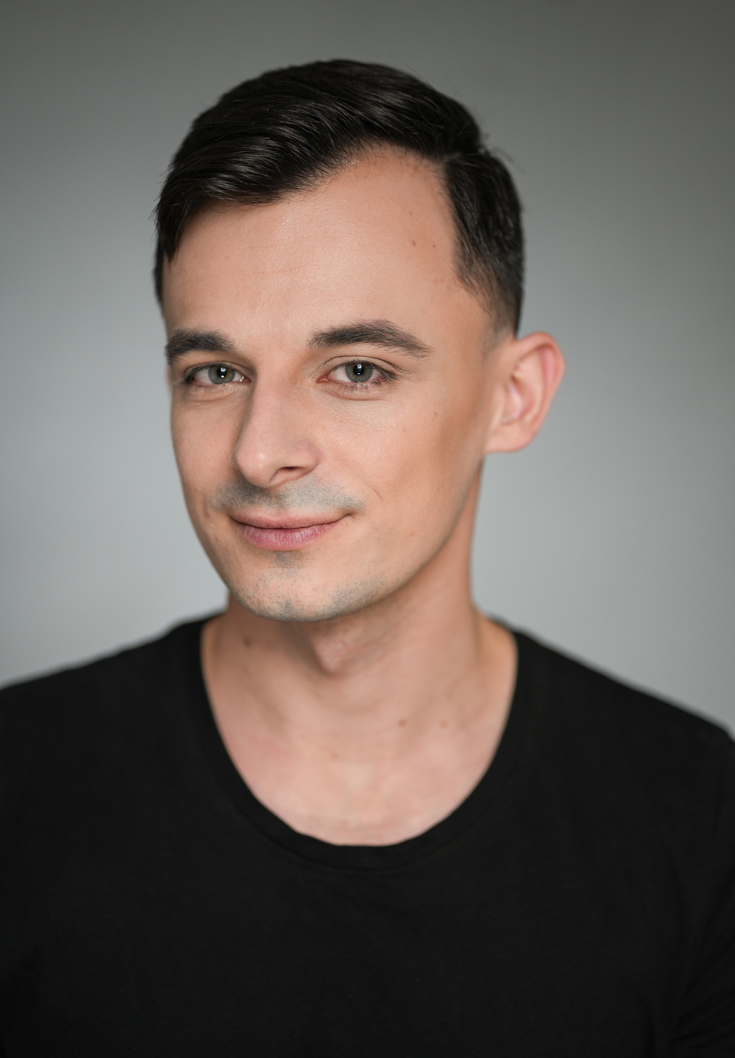 Данил Благо актерское портфолио. Портретная съемка в Москве, студийный фотограф Игорь Фомин