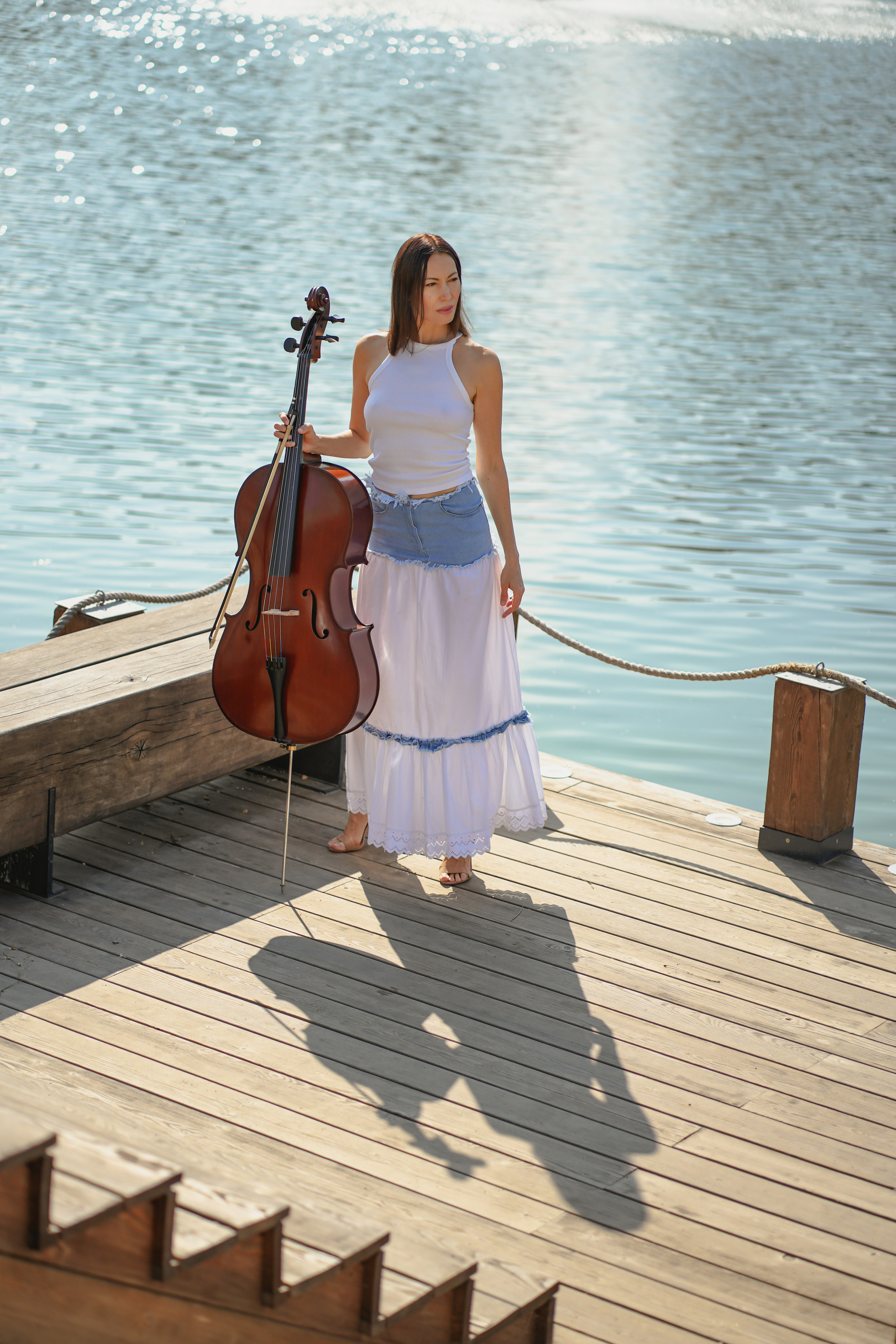 Прелестная виолончелистка. Портретная съемка в Москве, студийный фотограф Игорь Фомин