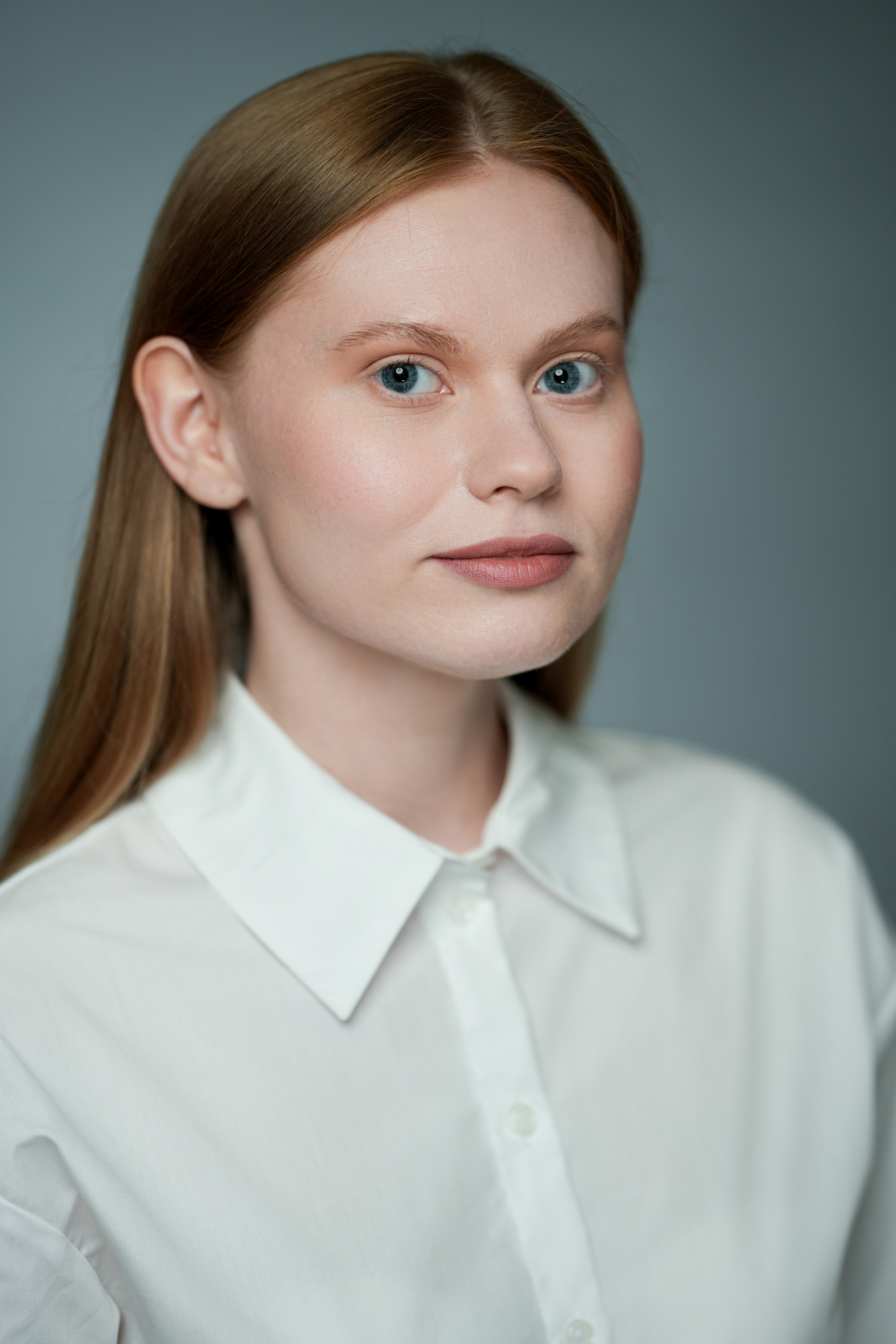 Александра Щедролюбова актриса. Портретная съемка в Москве, студийный фотограф Игорь Фомин
