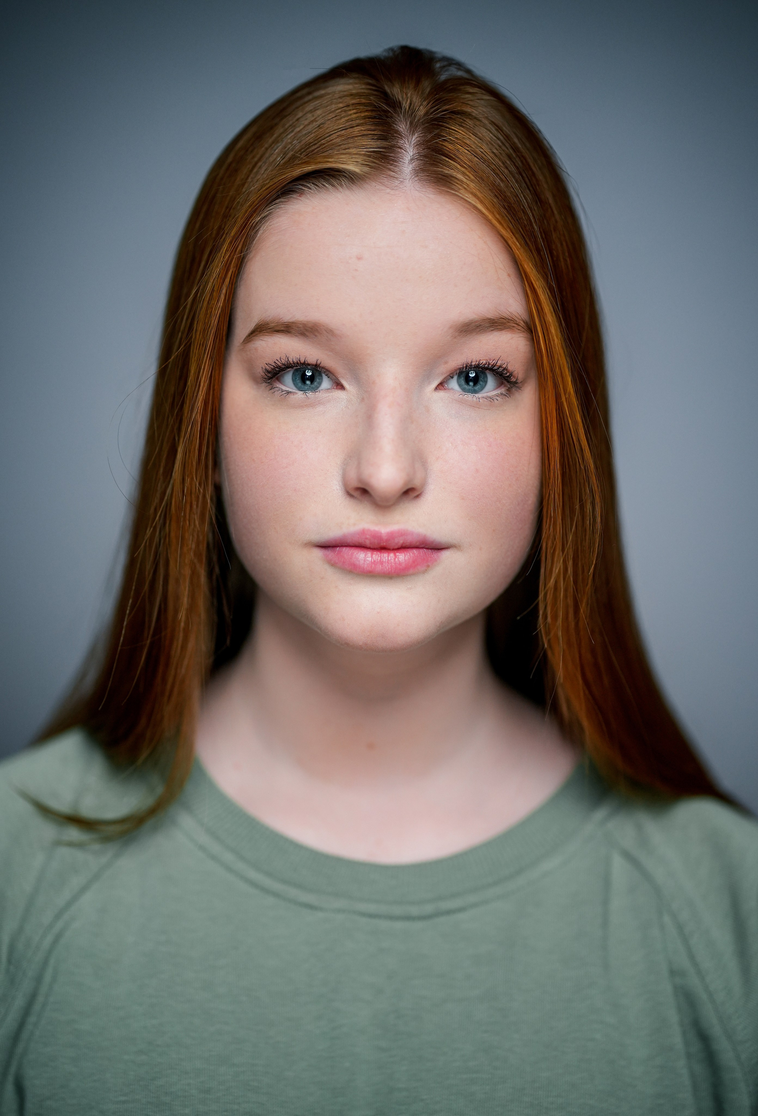 Актриса Аля Антонюк. Портретная съемка в Москве, студийный фотограф Игорь Фомин