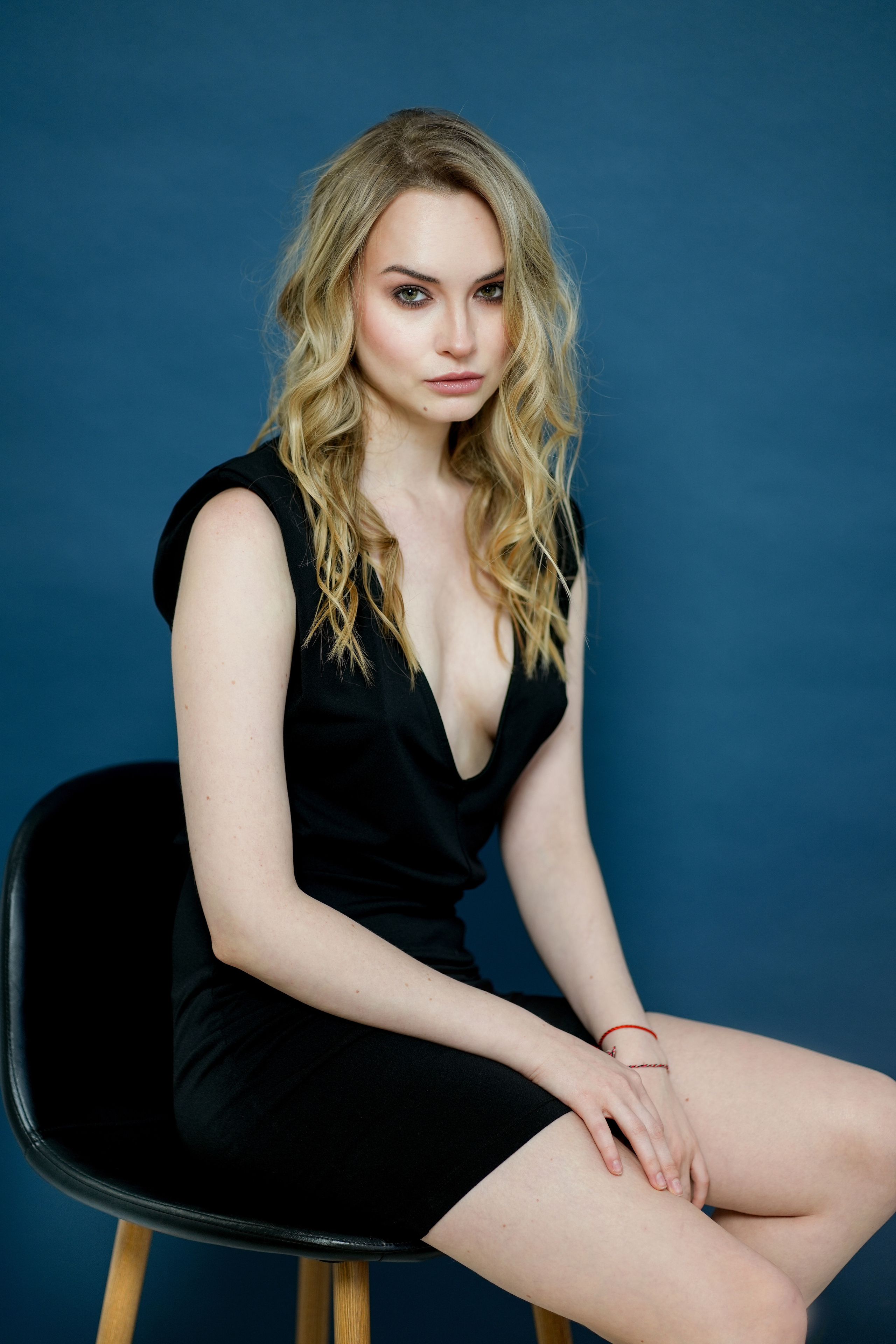 Даша Севостьянова актерское портфолио. Портретная съемка в Москве, студийный фотограф Игорь Фомин