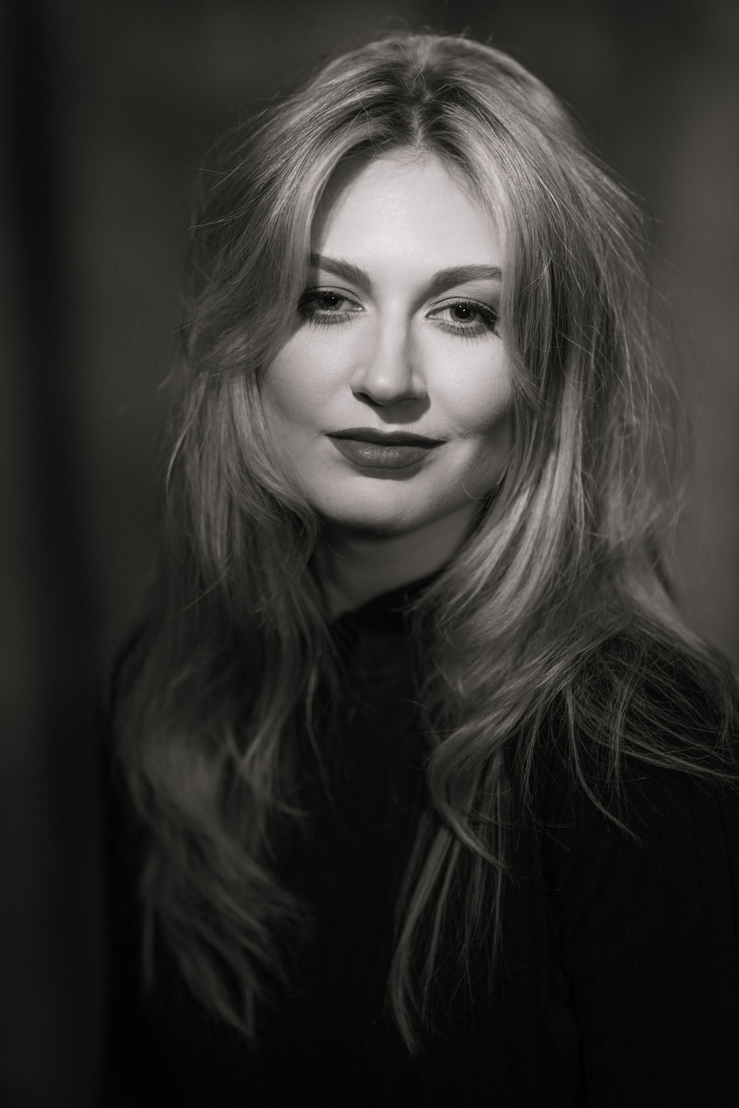 Студийный портрет актрисы. Портретная съемка в Москве, студийный фотограф Игорь Фомин