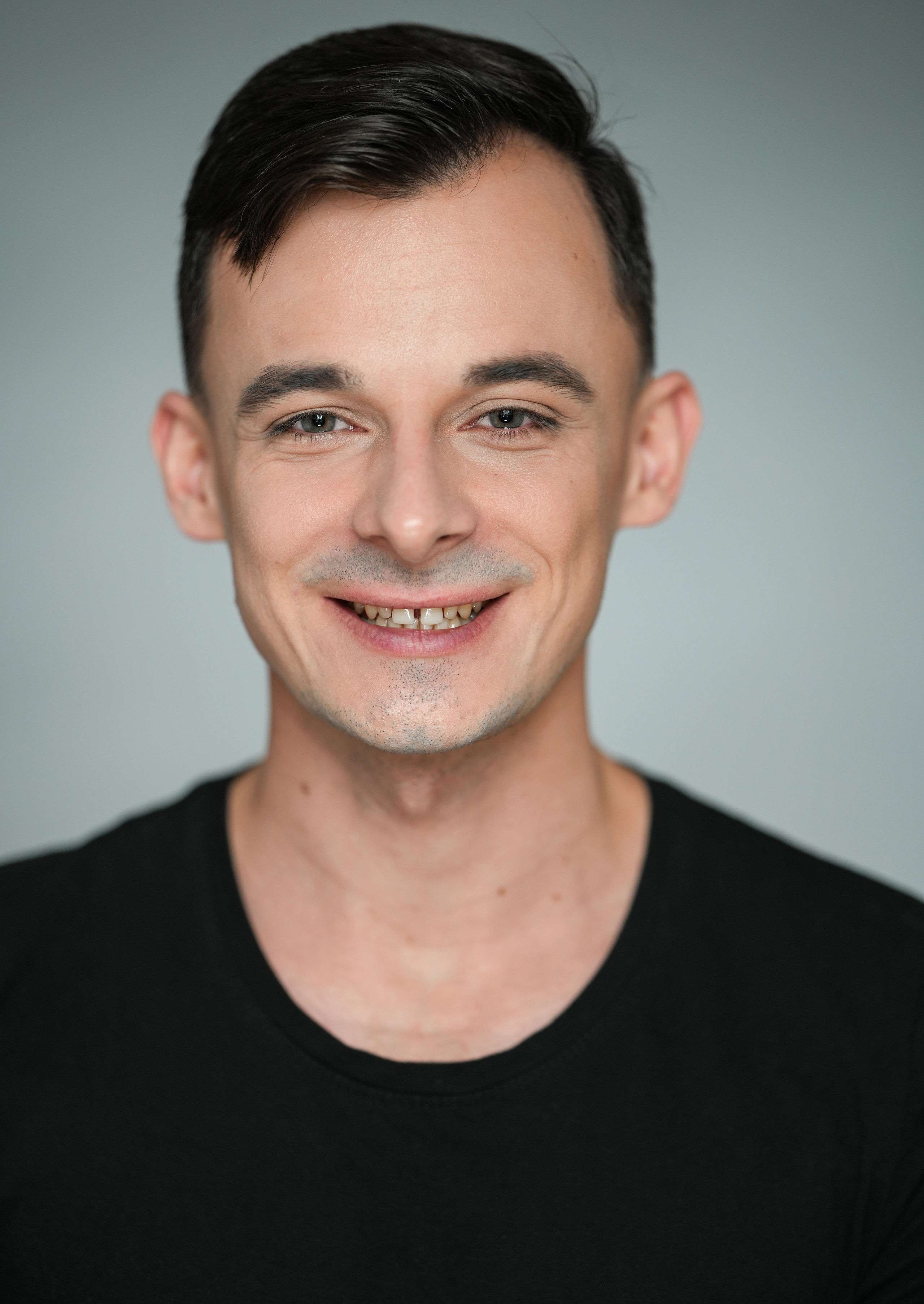 Данил Благо актерское портфолио. Портретная съемка в Москве, студийный фотограф Игорь Фомин