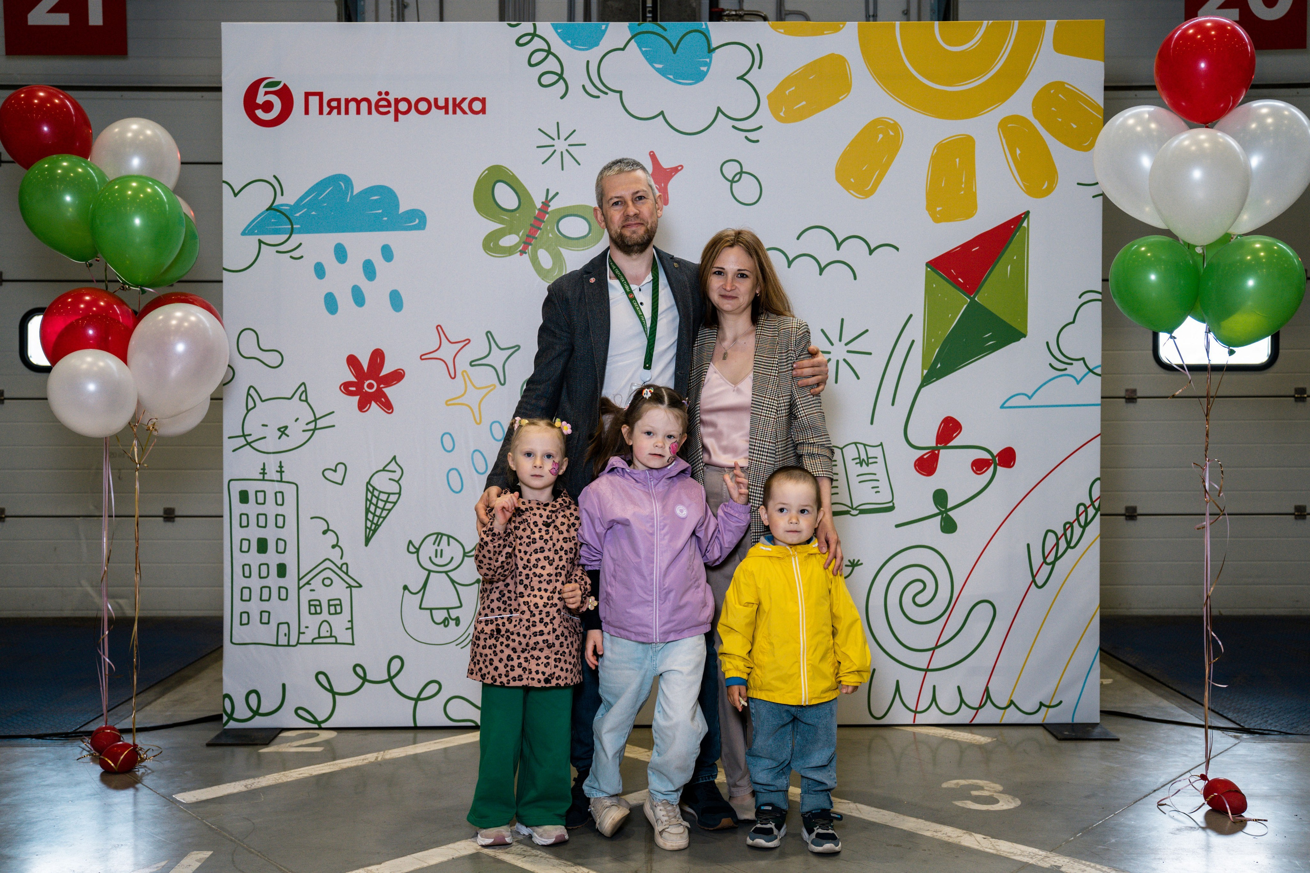 День детей в Пятерочке. Видеограф и Фотограф в Челябинске Ксения и Владимир Рюмины