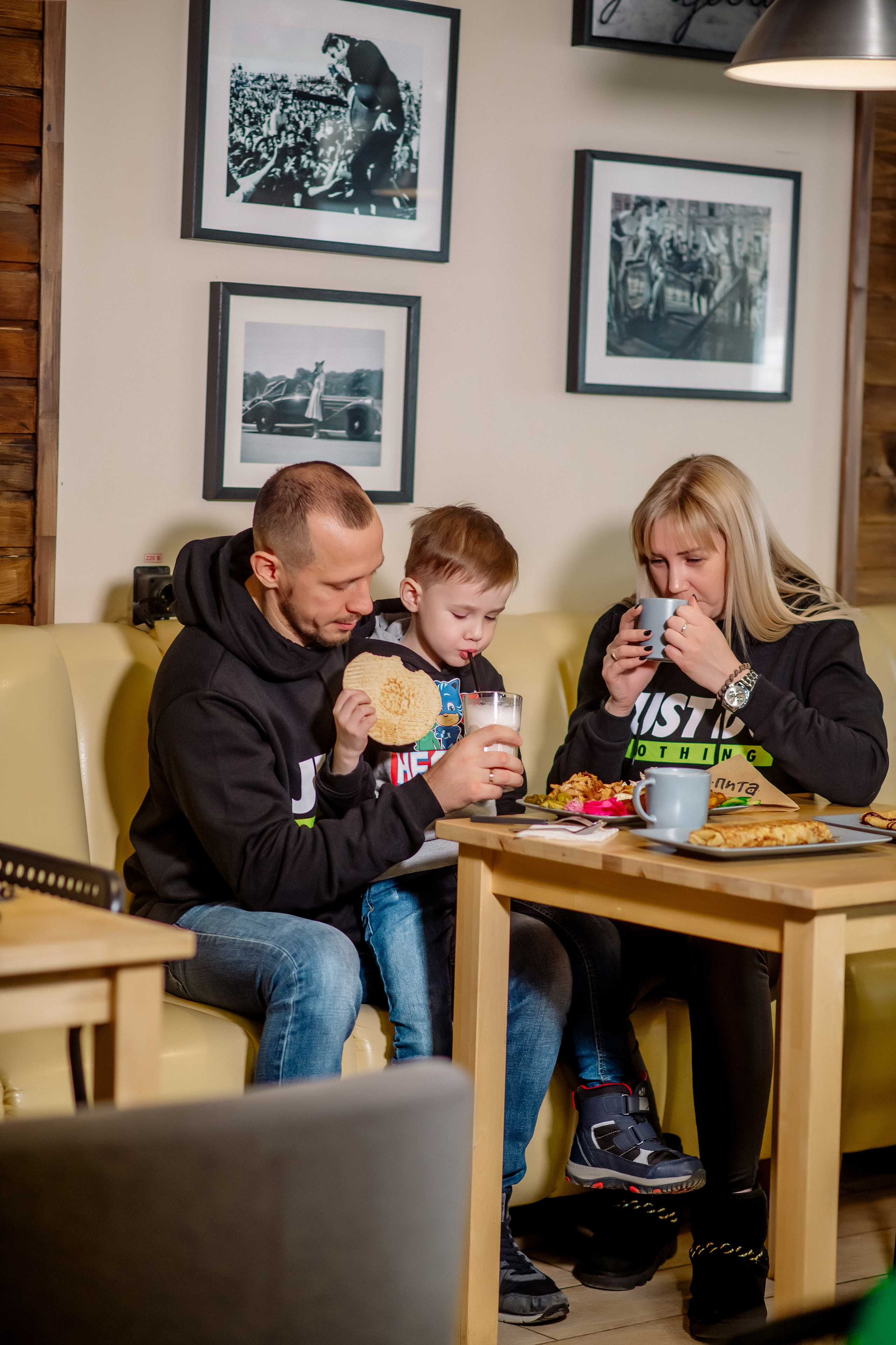 Бистро — контент. Фотограф Мария Стрелкова