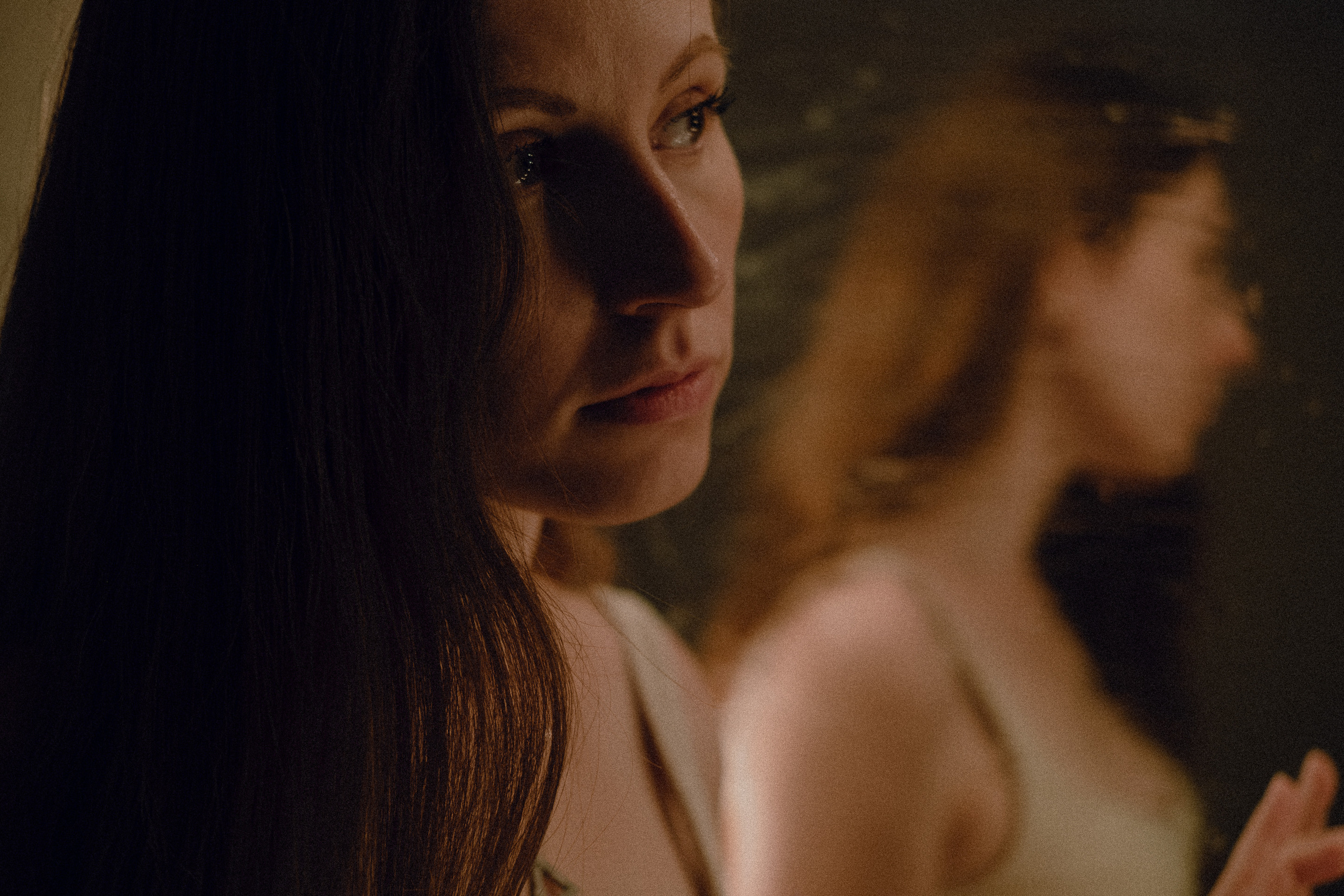 Света в полутьме. Фотограф Ёля Ильясова Оренбург