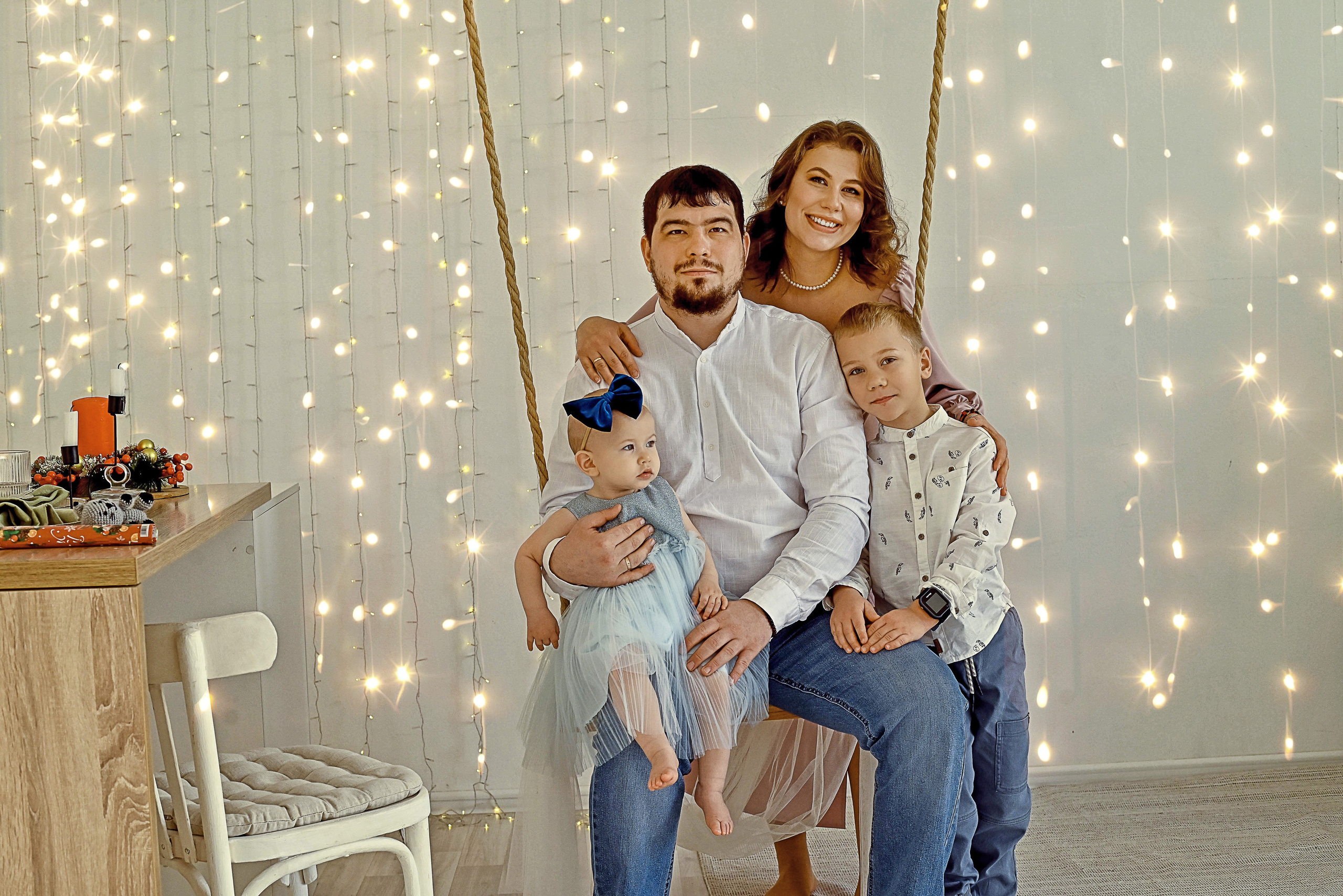 Екатерина, Алексей, Мишаня и Юлечка. Фотографы крещения/венчания  Красноярск Татьяна и Вячеслав Переваловы