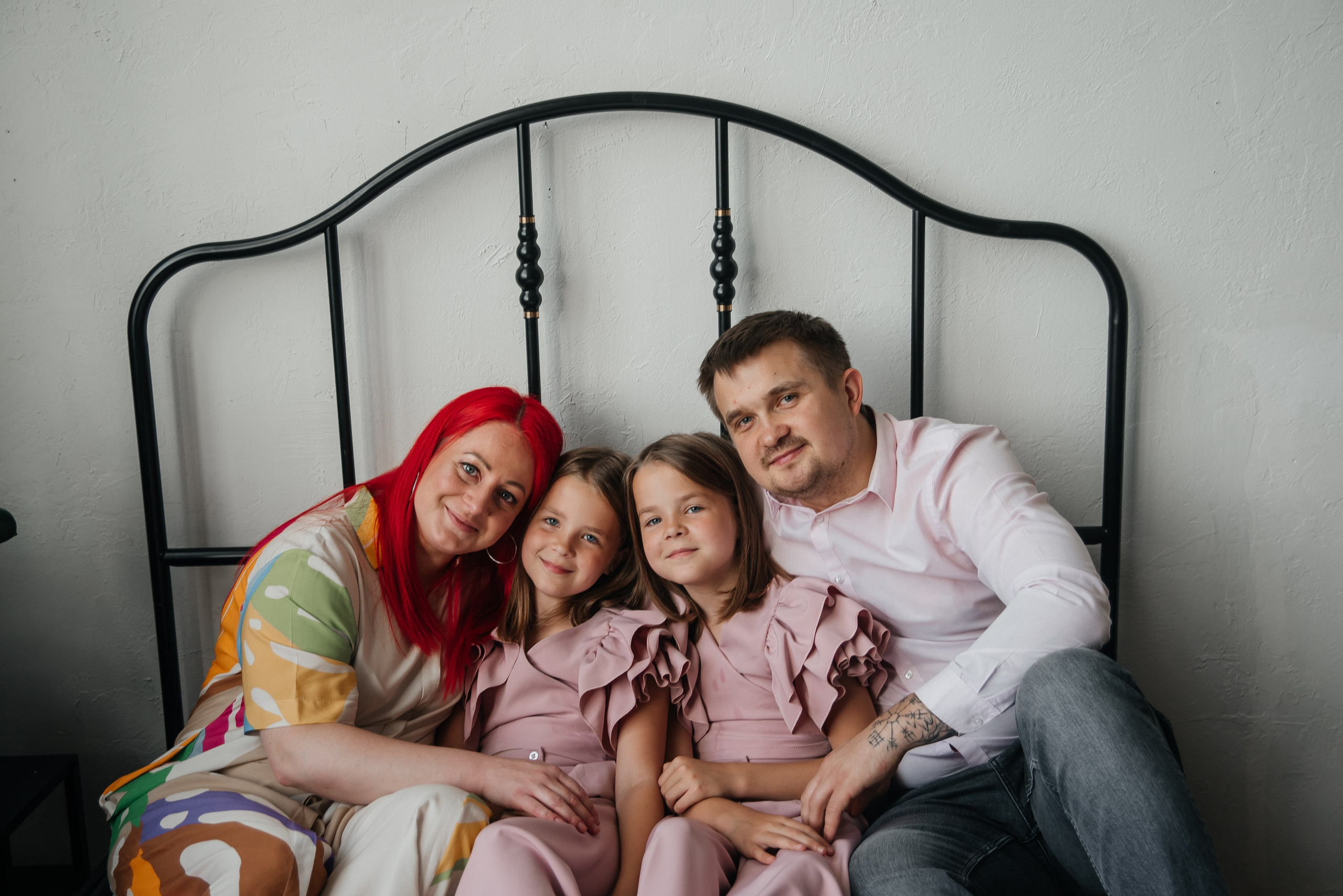 Семейная студийная. Свадебный и семейный фотограф в городе Смоленске