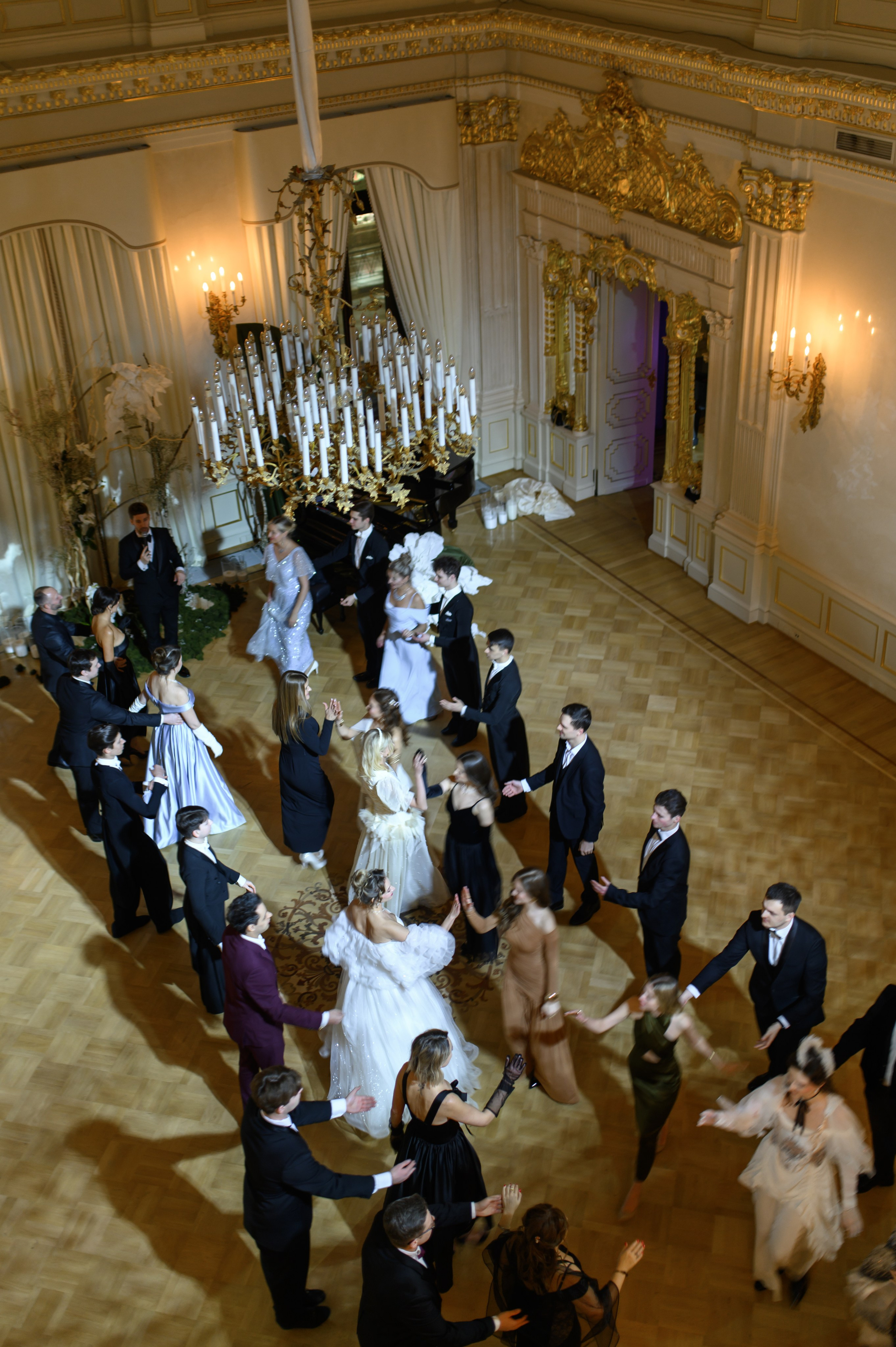 Jardins Antiques. Весенний бал. Свадебный и портретный фотограф в Санкт-Петербурге Ирина Келина