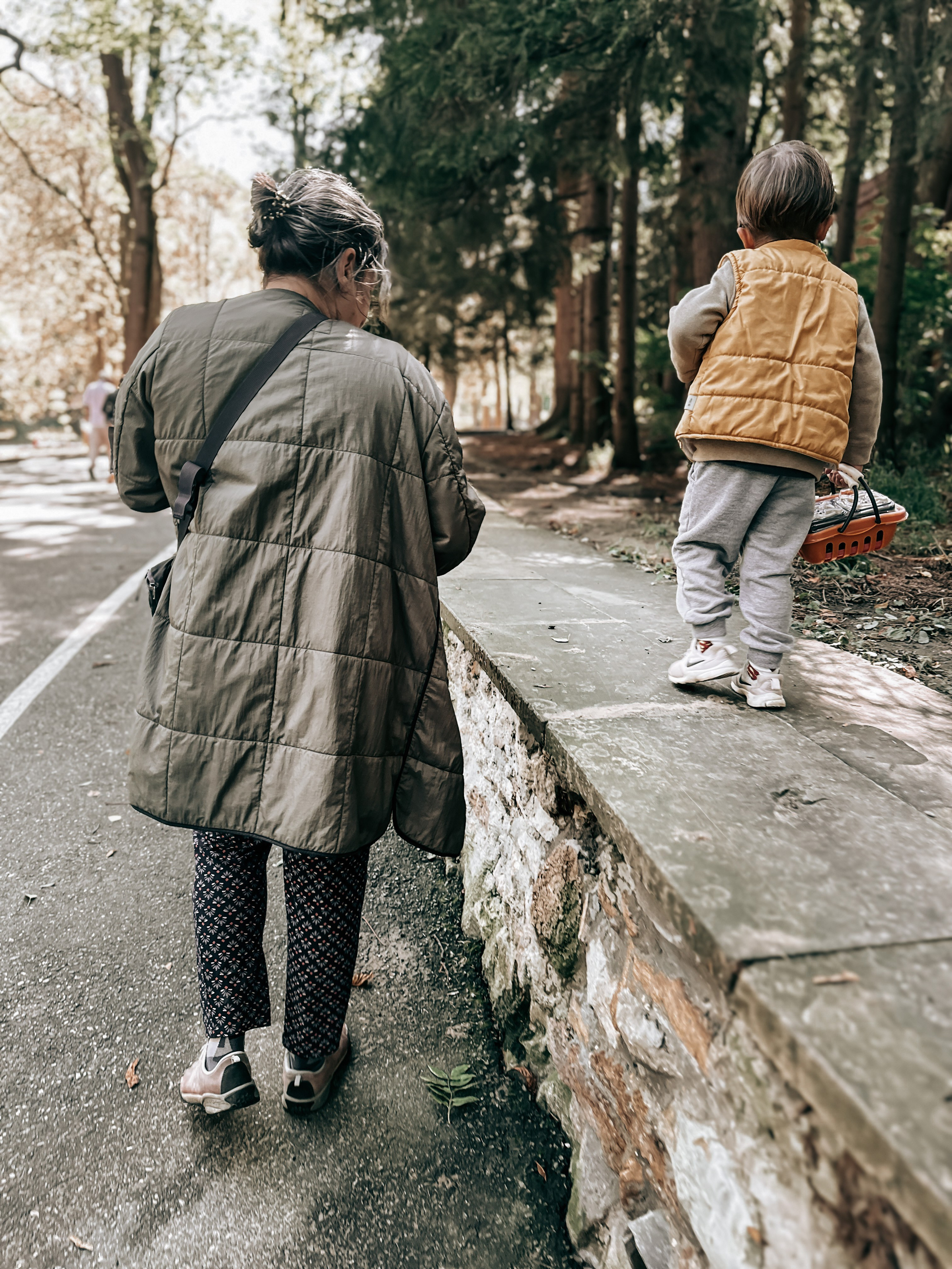 Дети. Смотри, красота!
