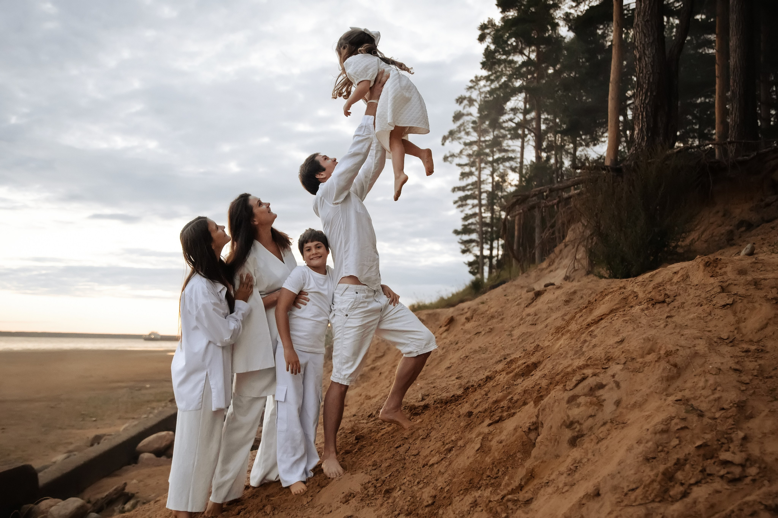 Семья. Фотограф Евгения Соколова