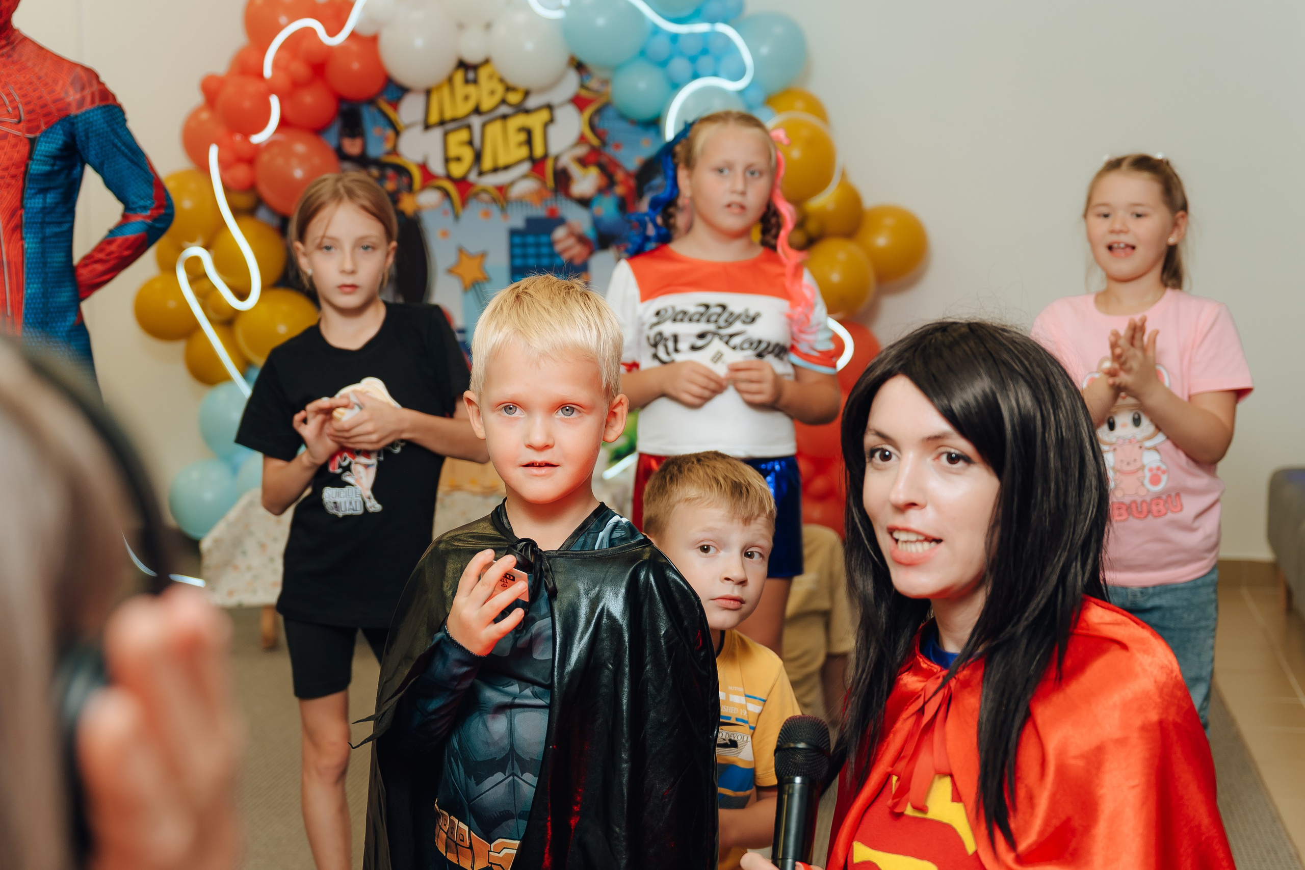 Праздник Льва в Мультифокс. Детский и семейный фотограф Катерина Мишина