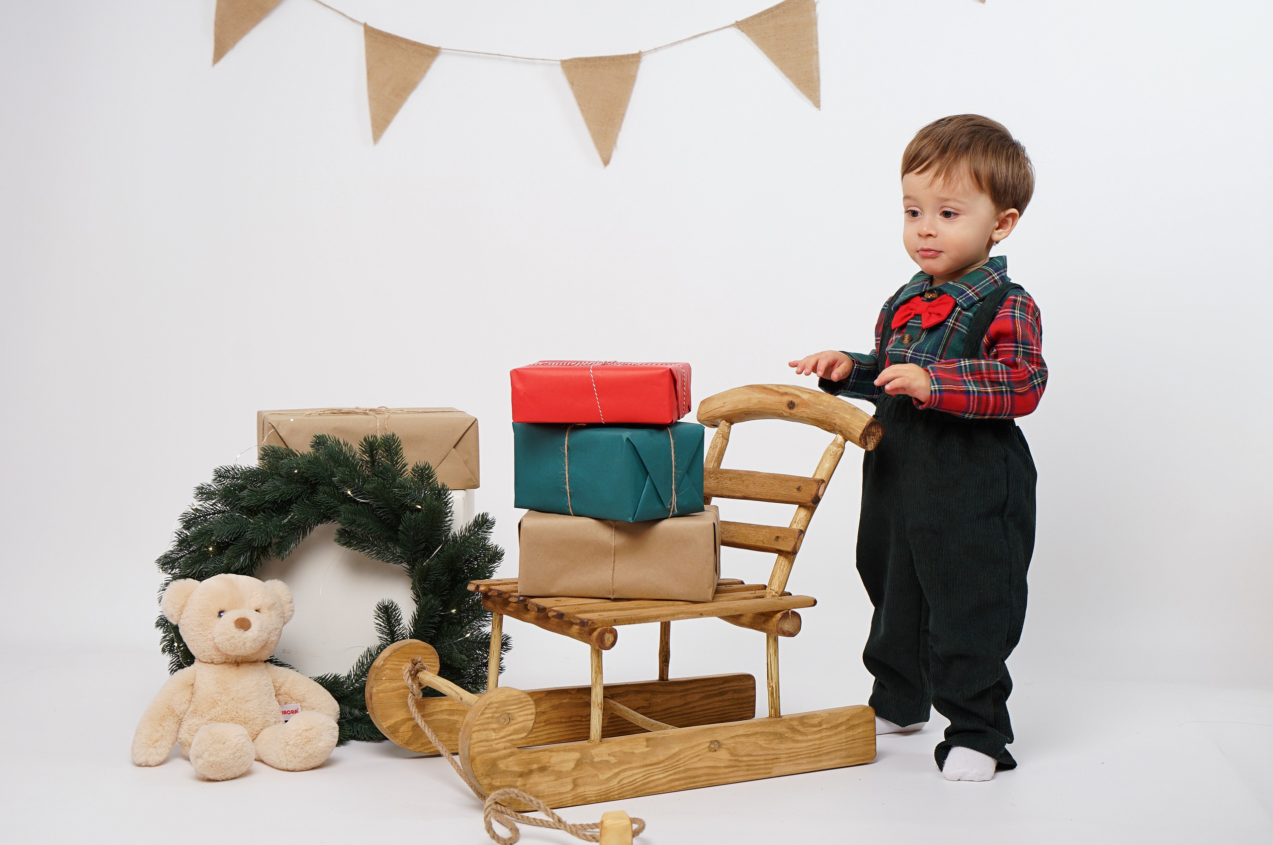 Новогдняя светлая. Студия детской фотографии