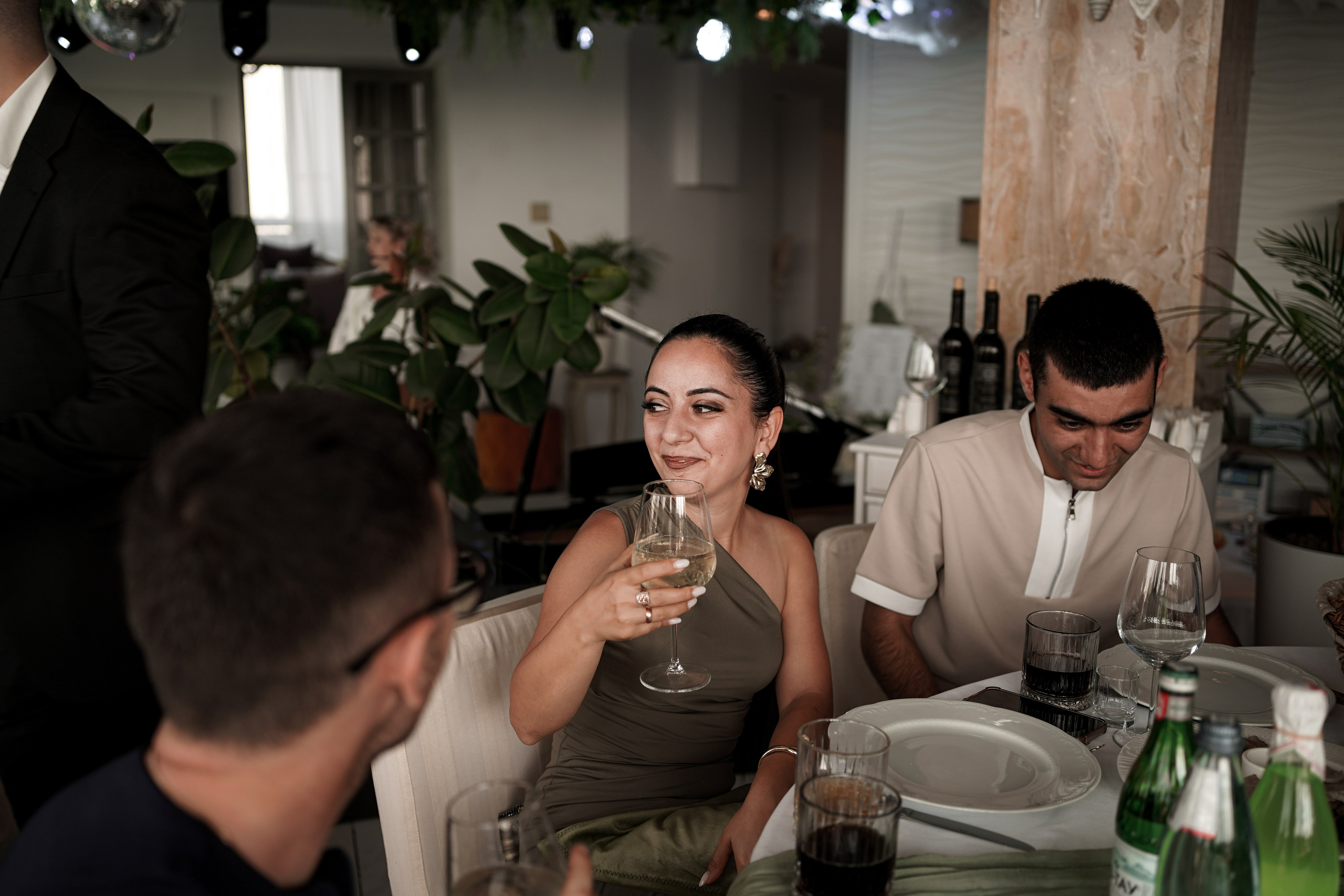 Банкет в ресторане «Европа». Свадебный фотограф в Ростове-на-Дону. Таинство Крещения и Венчания, семейные фотосессии. Алёна Чёботова