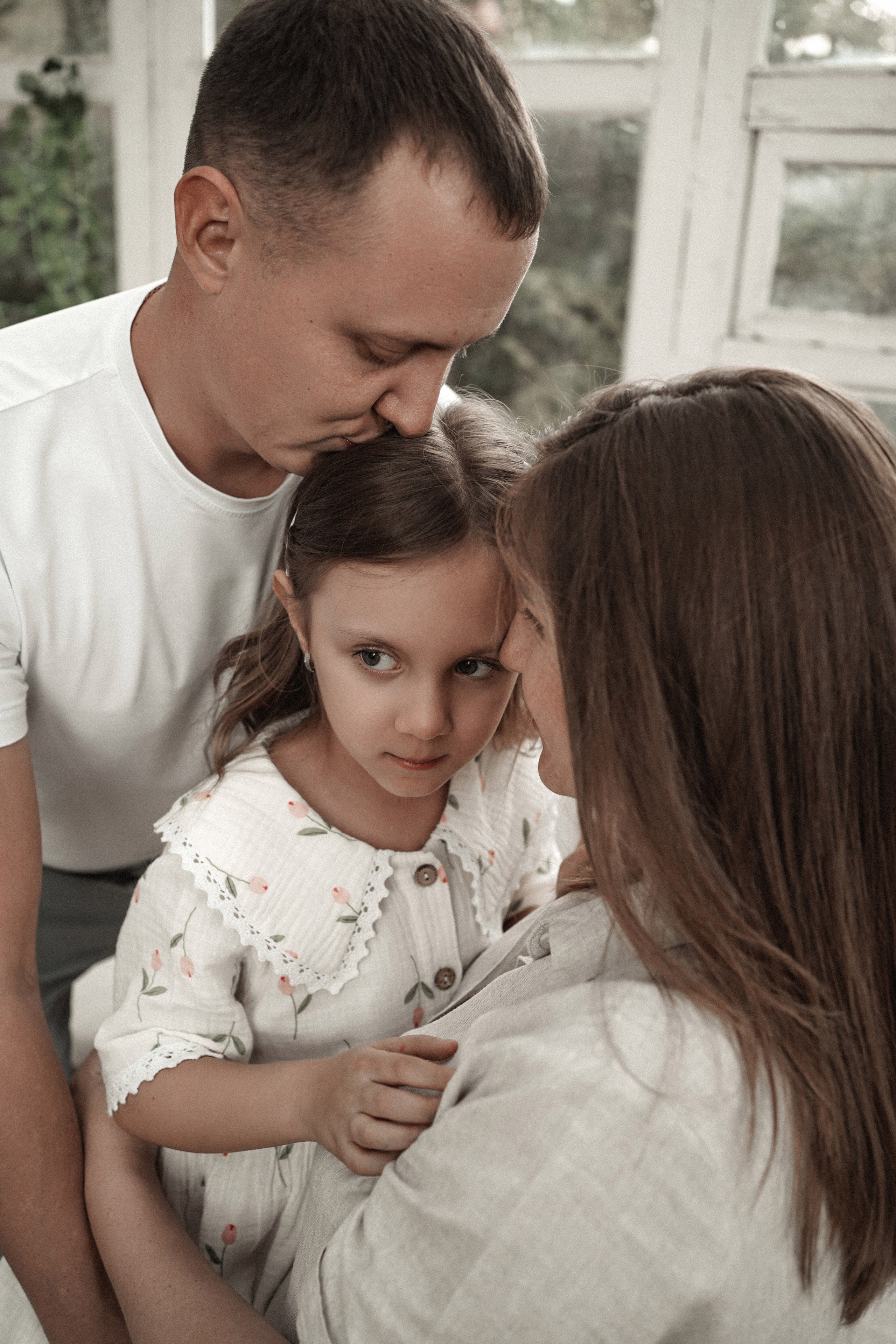 Семейный и свадебный фотограф в Ростове. Широкий спектр локаций. Свадебный фотограф в Ростове-на-Дону. Таинство Крещения и Венчания, семейные фотосессии. Алёна Чёботова