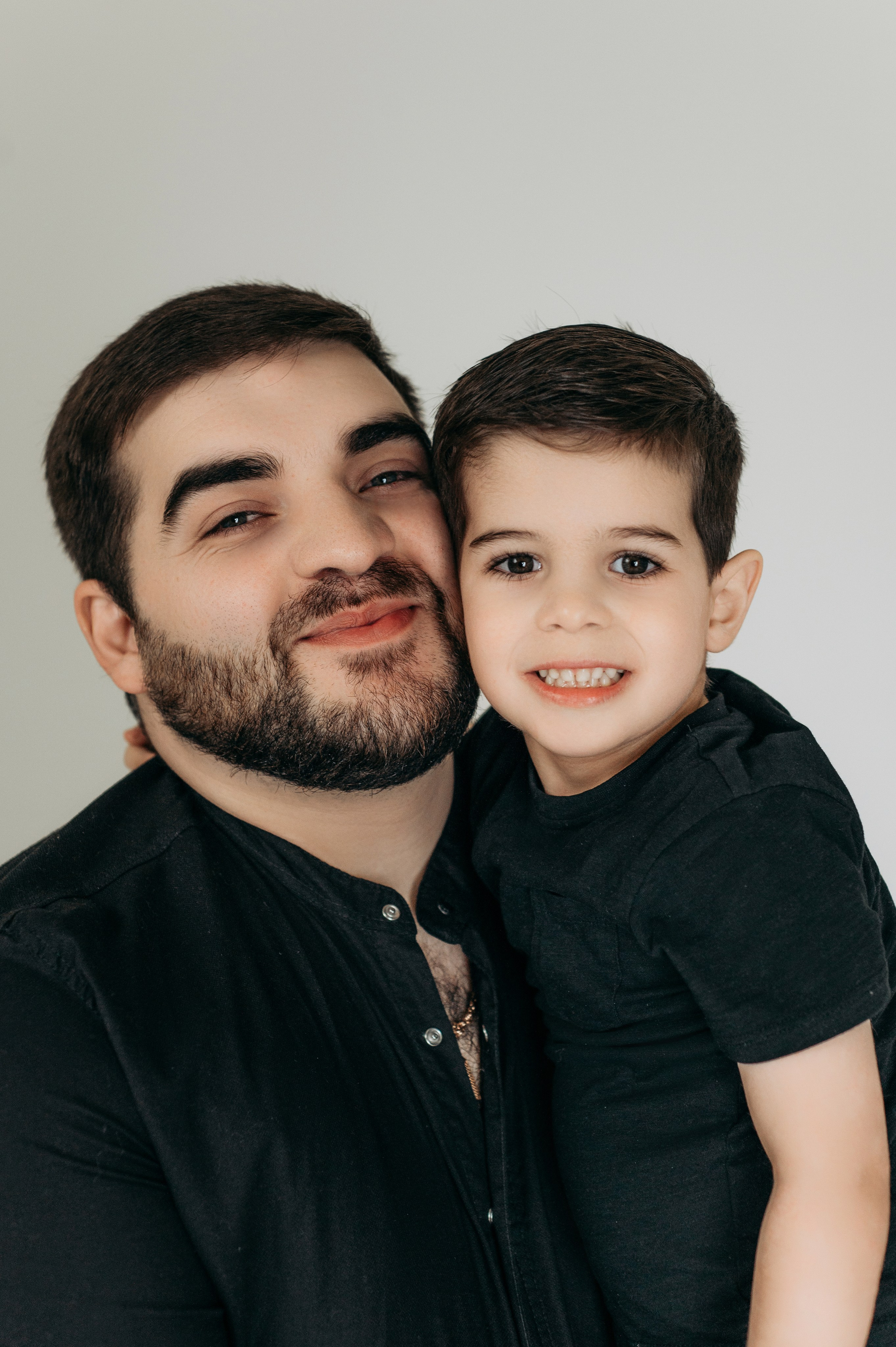 Семейная фотосессия на циклораме. Семейный и свадебный фотограф в Санкт-Петербурге Юлия Мельникова