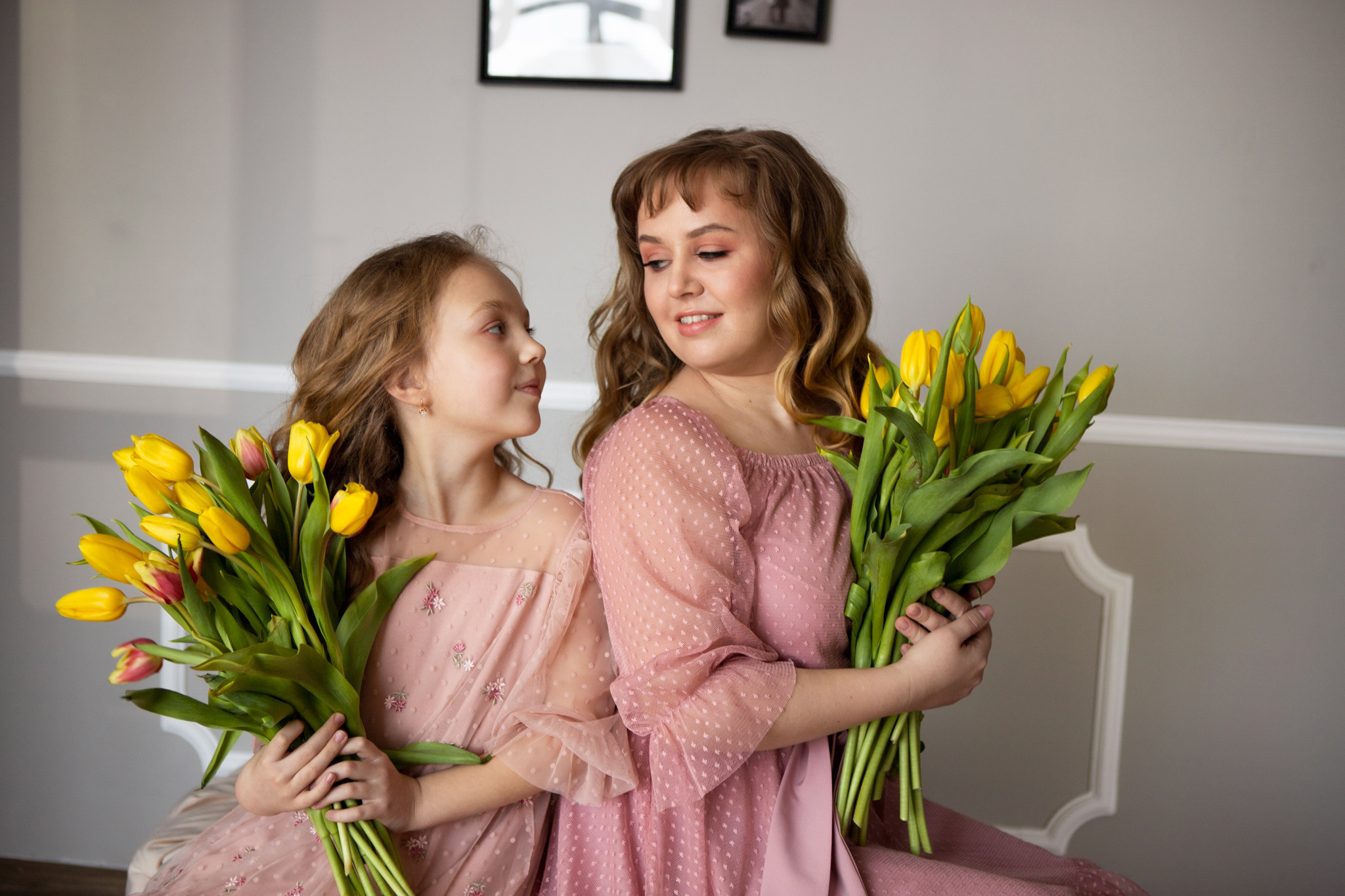 Нина и Вероника. Весенняя история. Фотограф в Тобольске Елена Лобакова