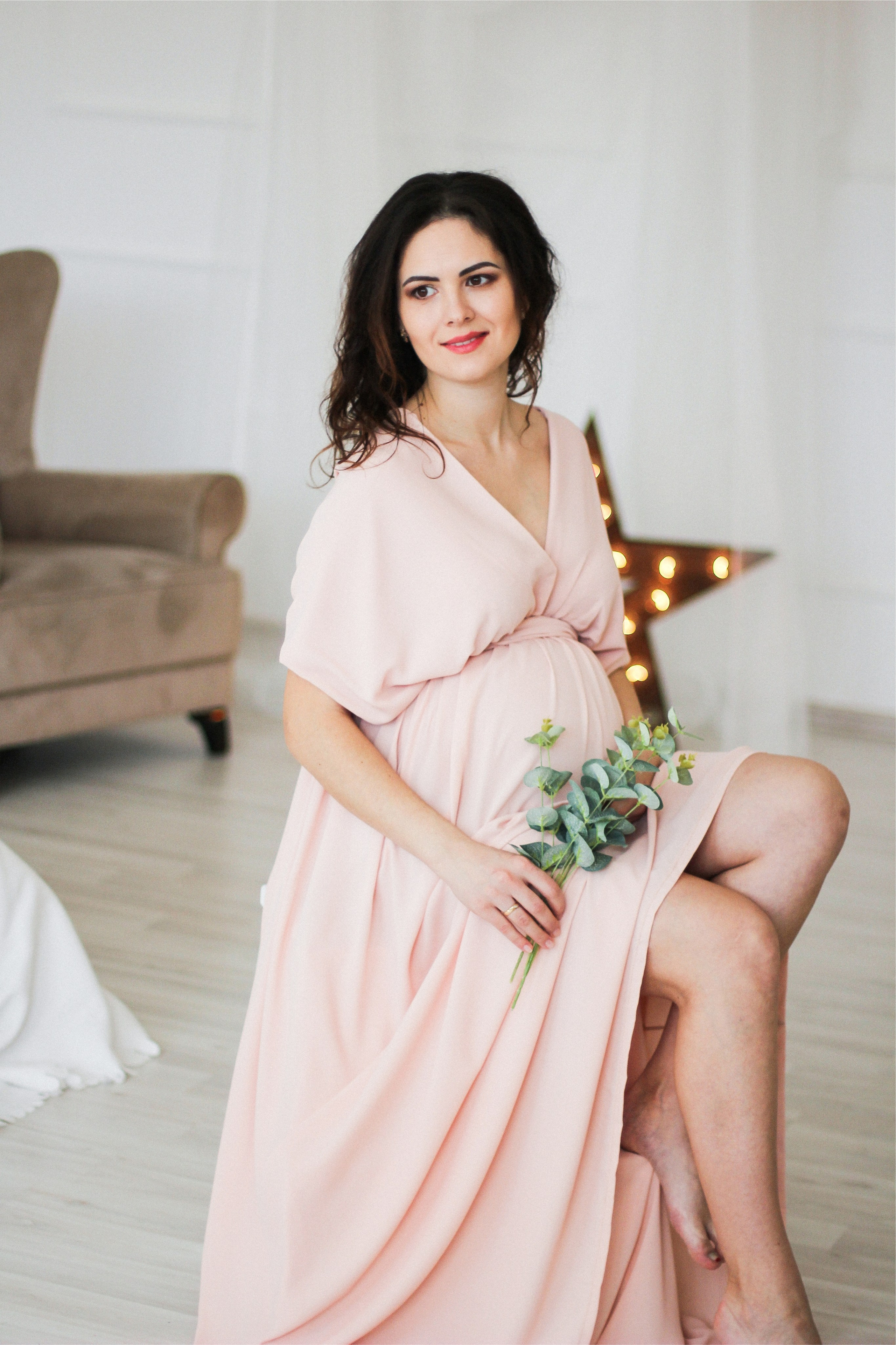 Фотосессия беременности в Казани: стили, цены, прокат образов. Профессиональный Фотограф в Казани Яна Забелина