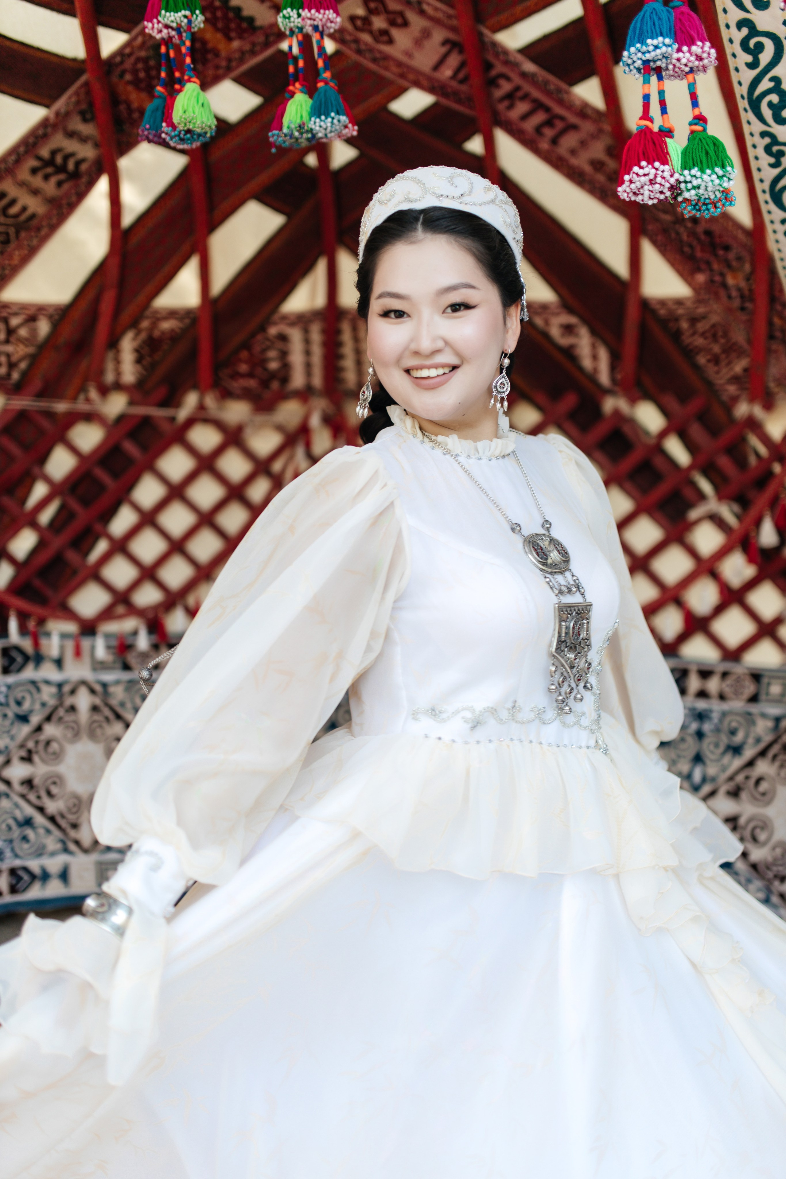 Aynur — syrğa salu. Wedding and Love story Photographer