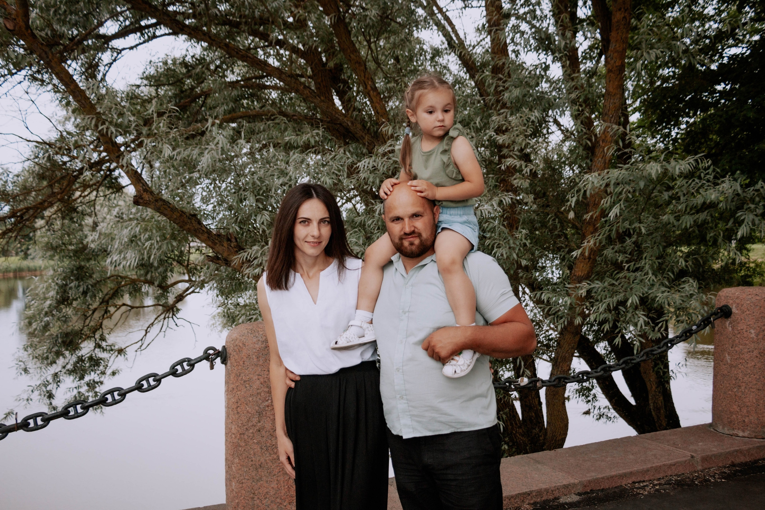 Алексей, Римма, Аннушка и Полина. Бережно сохраняю ваши чувства и истории на своих фотографиях