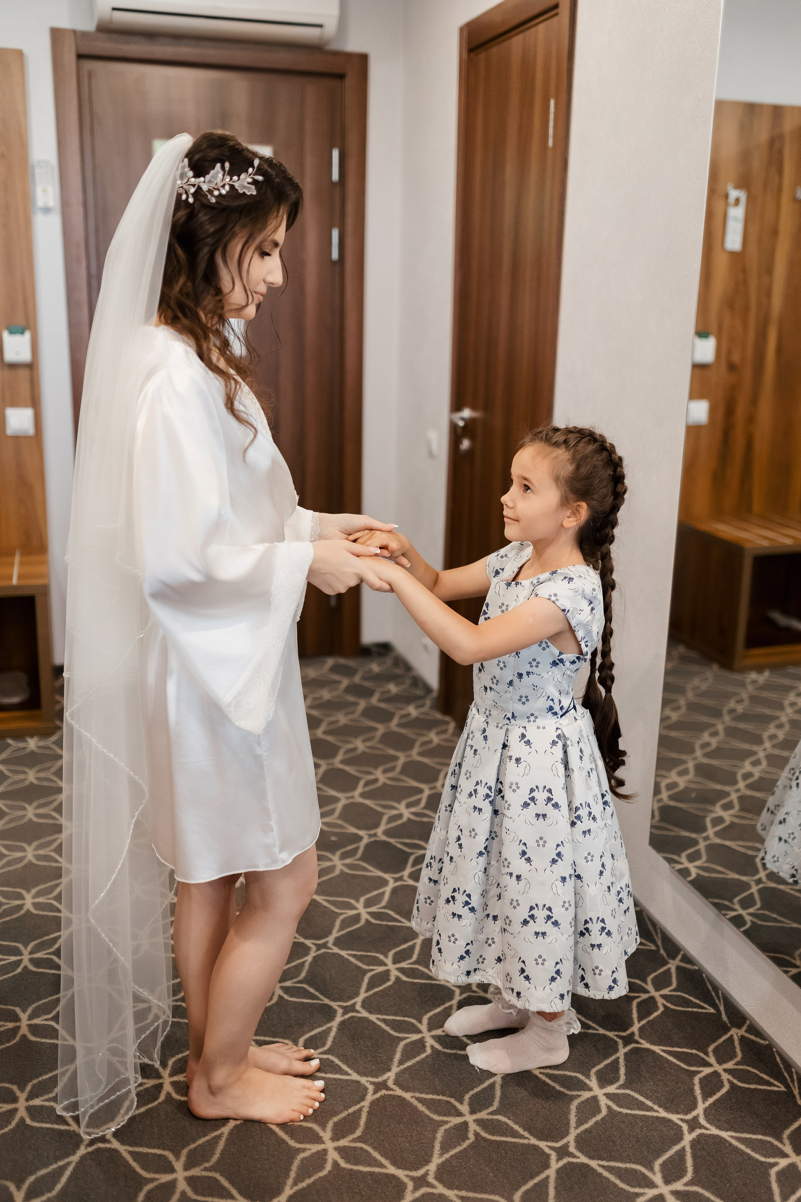 Антон и Яна. Сборы. Дом Офицеров. Выездная. Мельница. Свадебный фотограф в Хабаровске