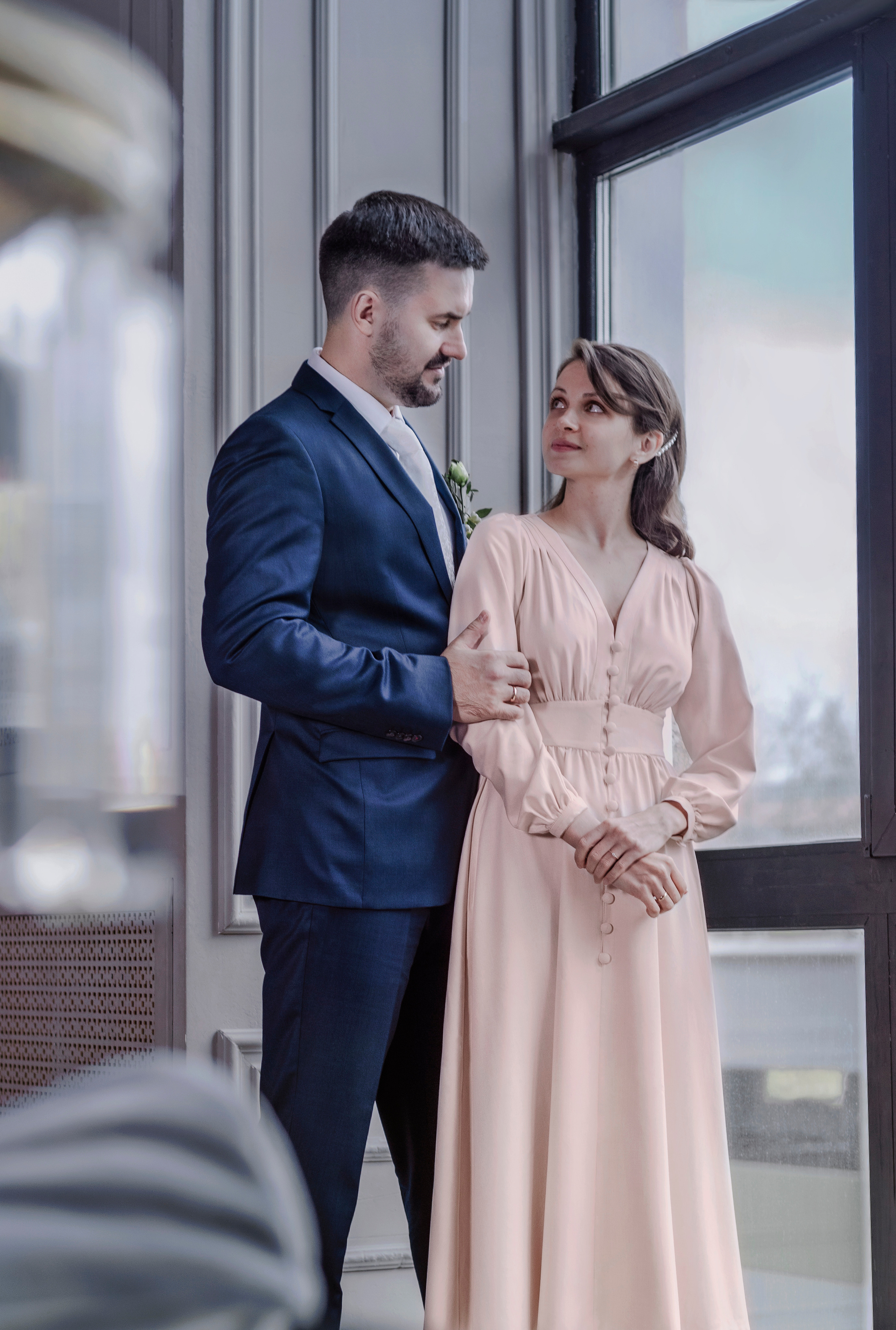 Свадебная съёмка в ЗАГСе и студии. Фотографы для фотосессий в Новосибирске