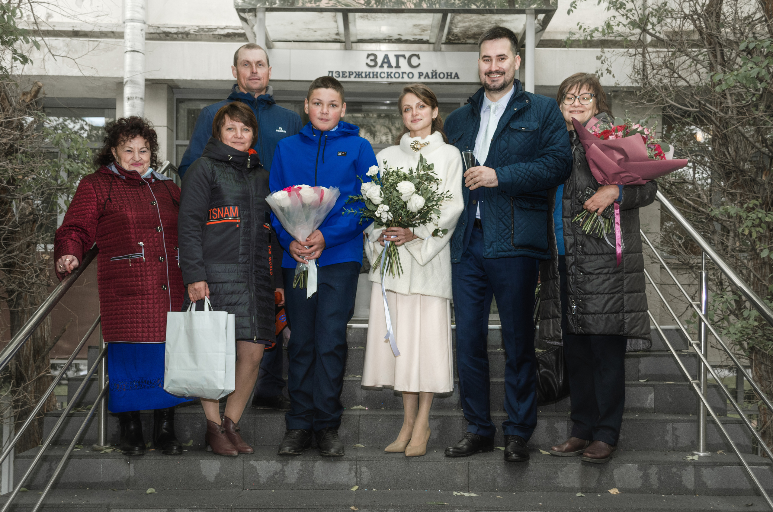 Свадебная съёмка в ЗАГСе и студии. Фотографы для фотосессий в Новосибирске