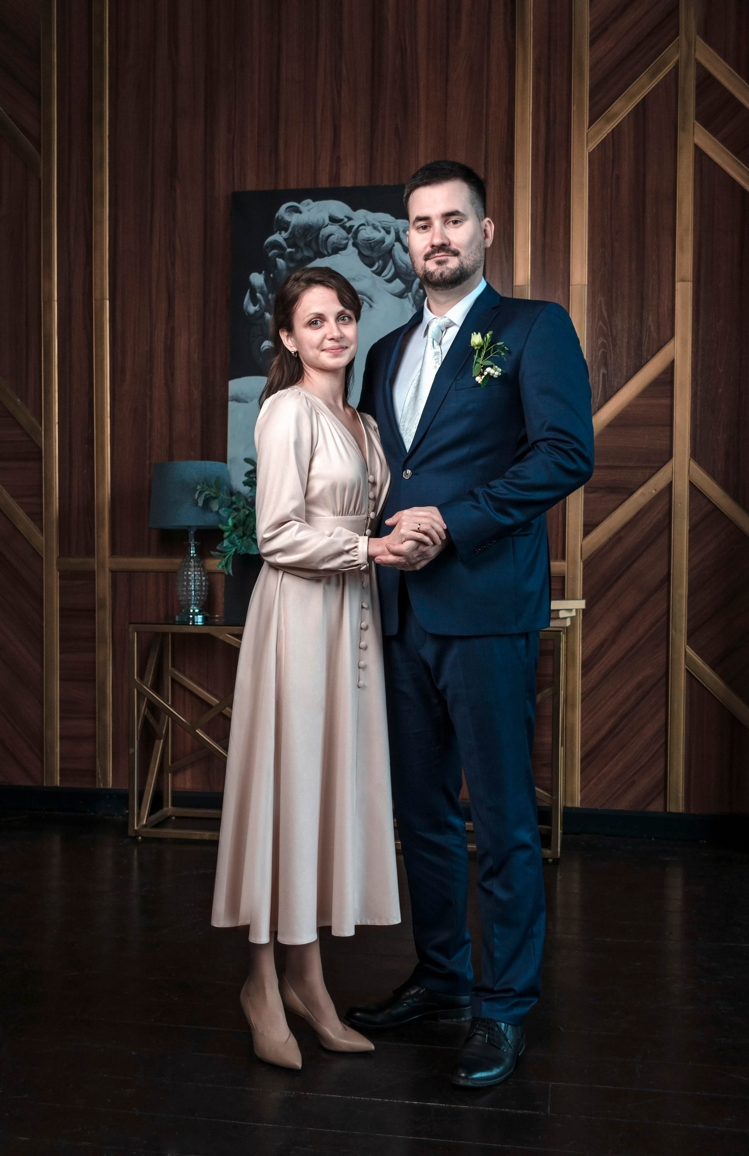 Свадебная съёмка в ЗАГСе и студии. Фотографы для фотосессий в Новосибирске