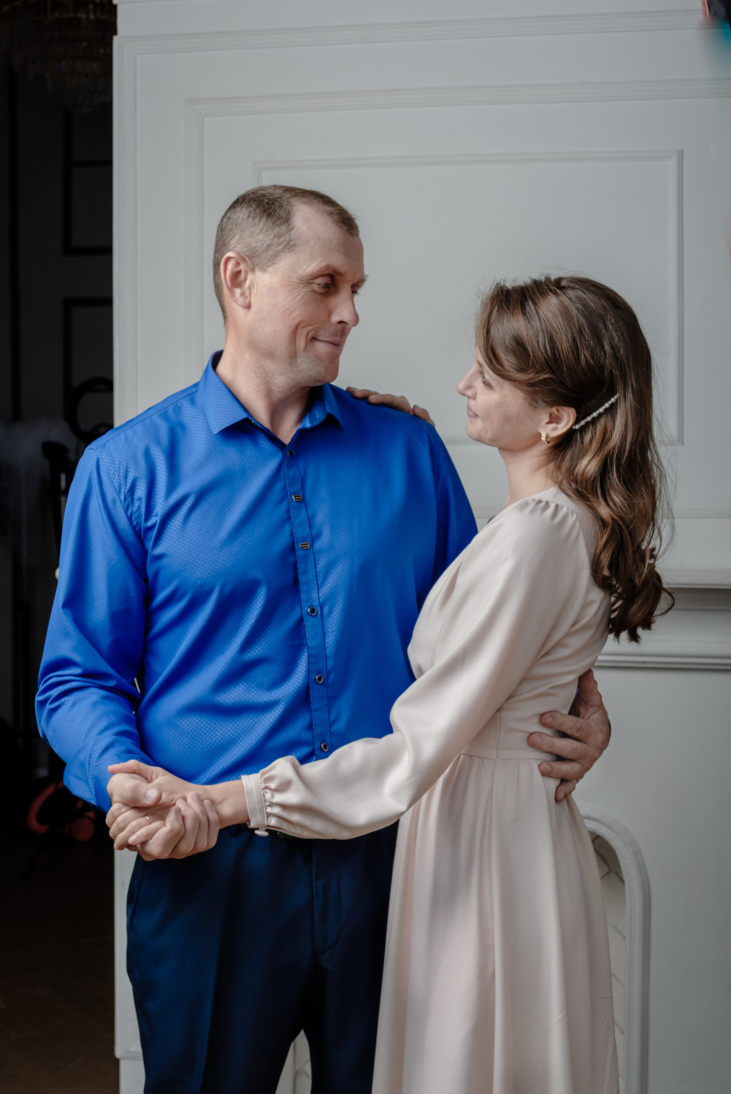 Свадебная съёмка в ЗАГСе и студии. Фотографы для фотосессий в Новосибирске