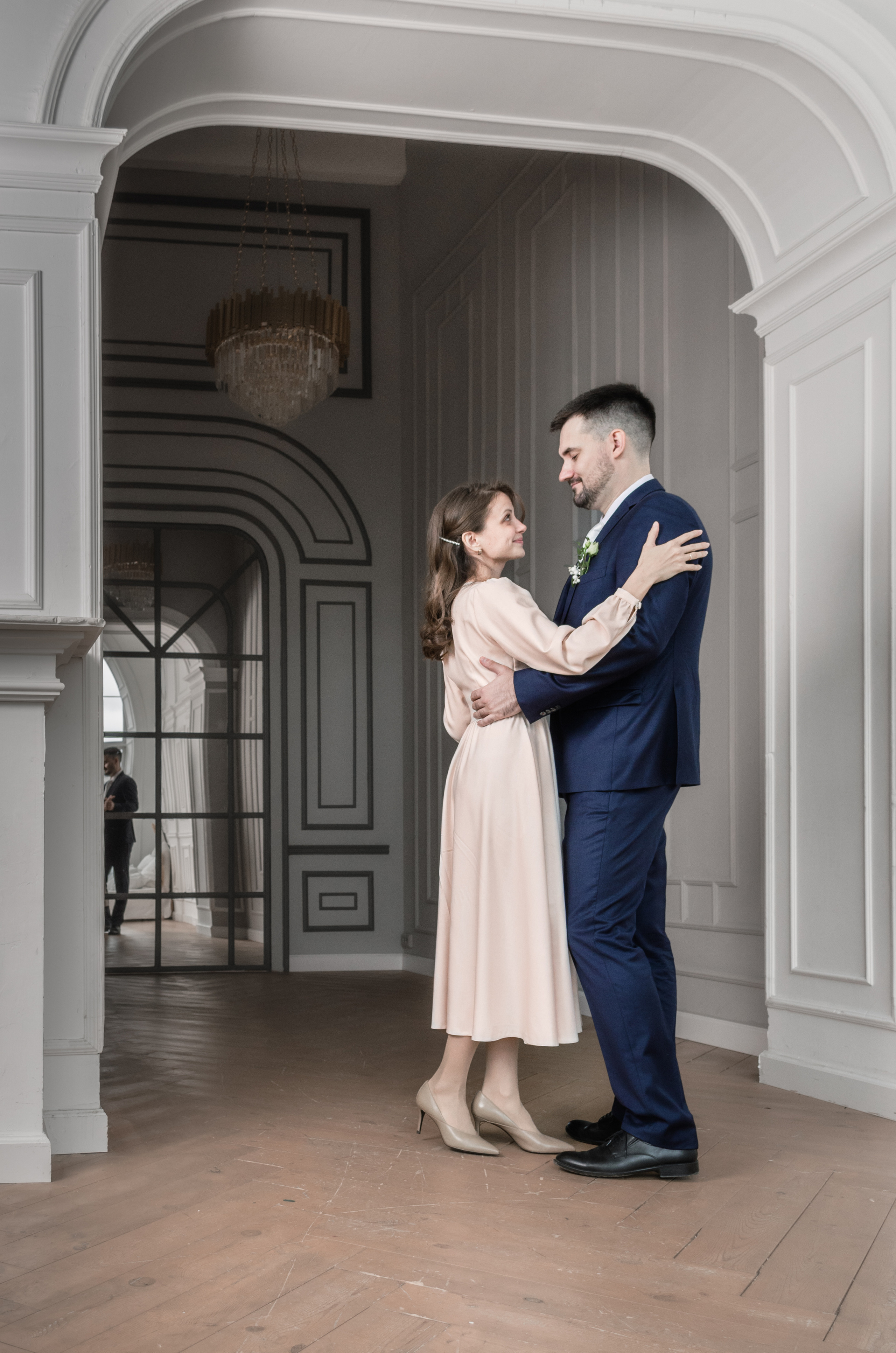 Свадебная съёмка в ЗАГСе и студии. Фотографы для фотосессий в Новосибирске