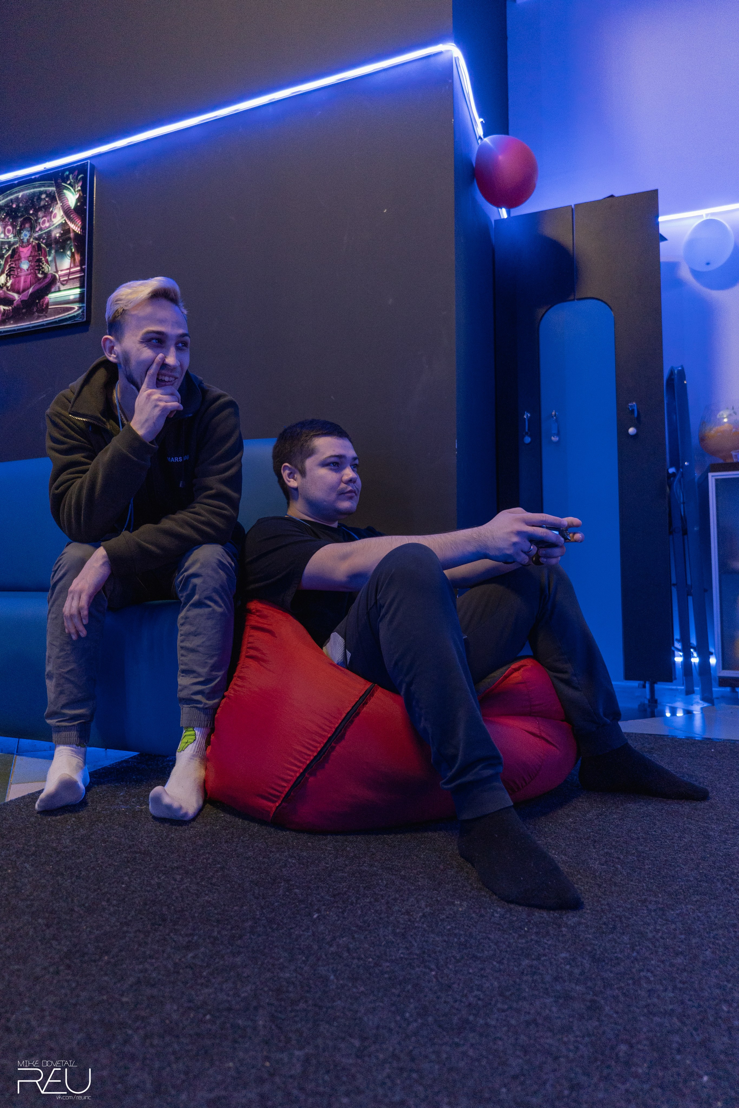 ТУРНИР ПО VR. Mike Dovetail | Портретный и репортажный фотограф